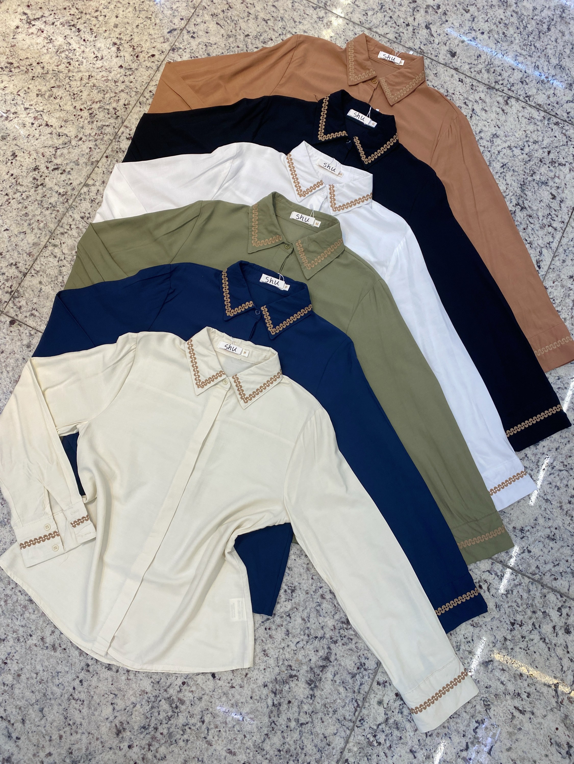 camisa com bordada manga longa shu loja