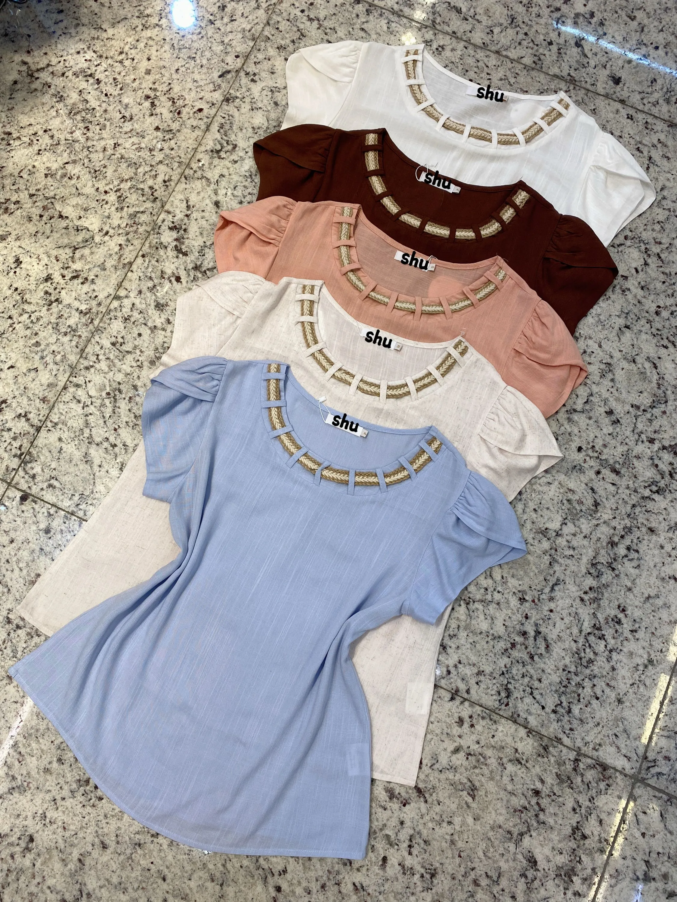 blusa lisa manga curta manga passada shu loja