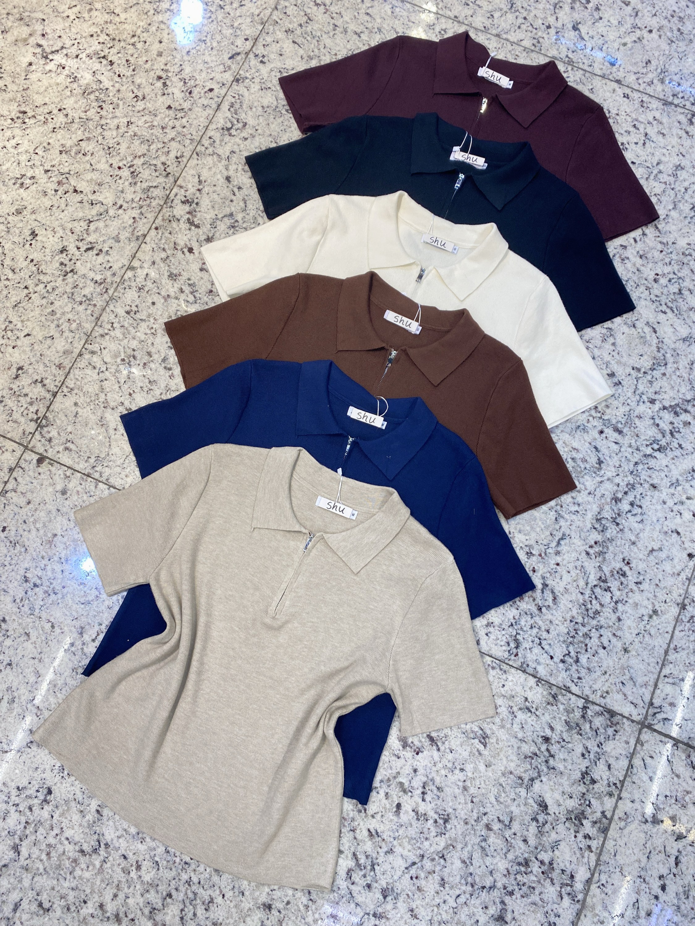 blusa de modal com zíper manga curta shu loja