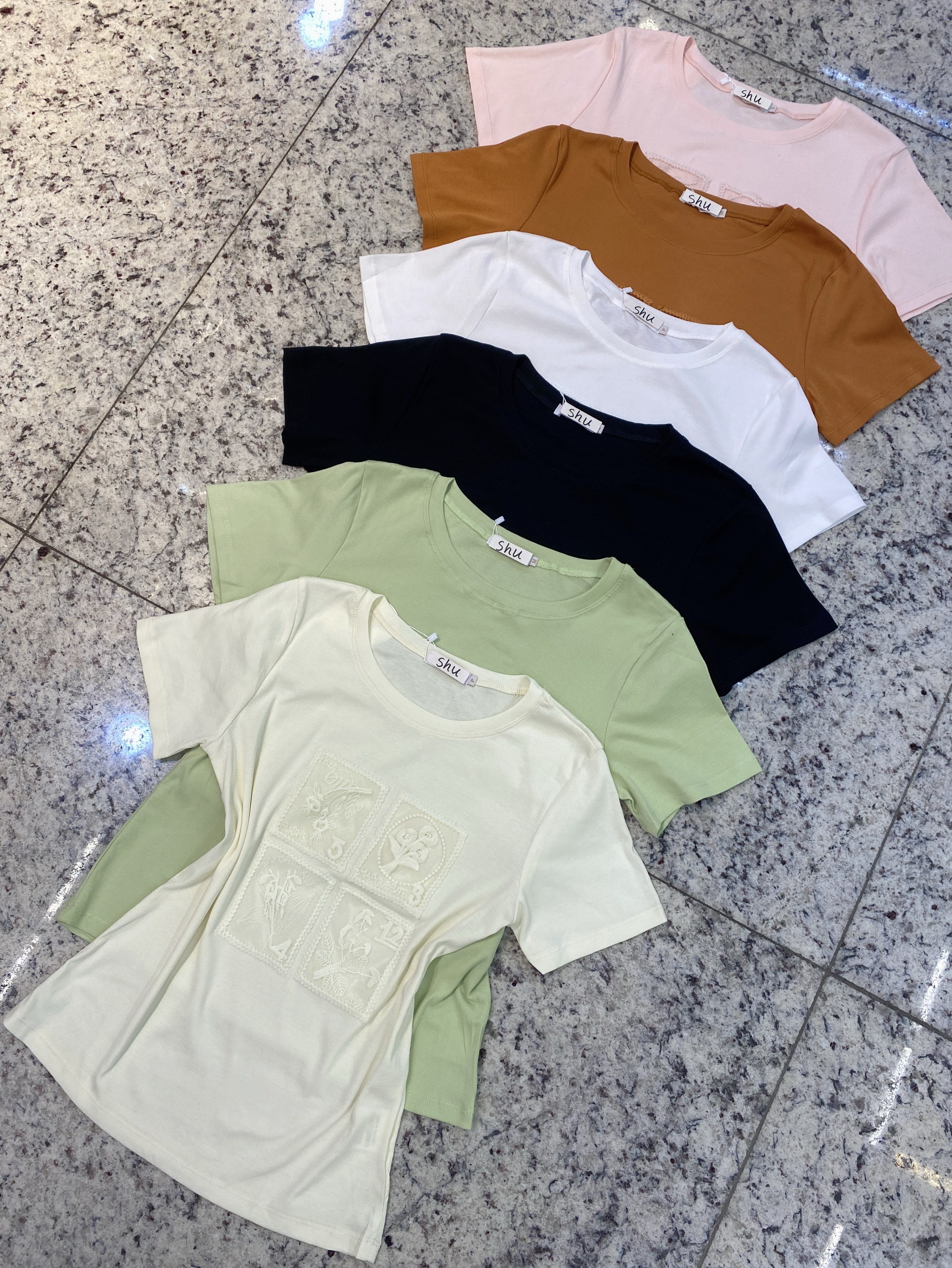 T-shirt manga curta shu loja