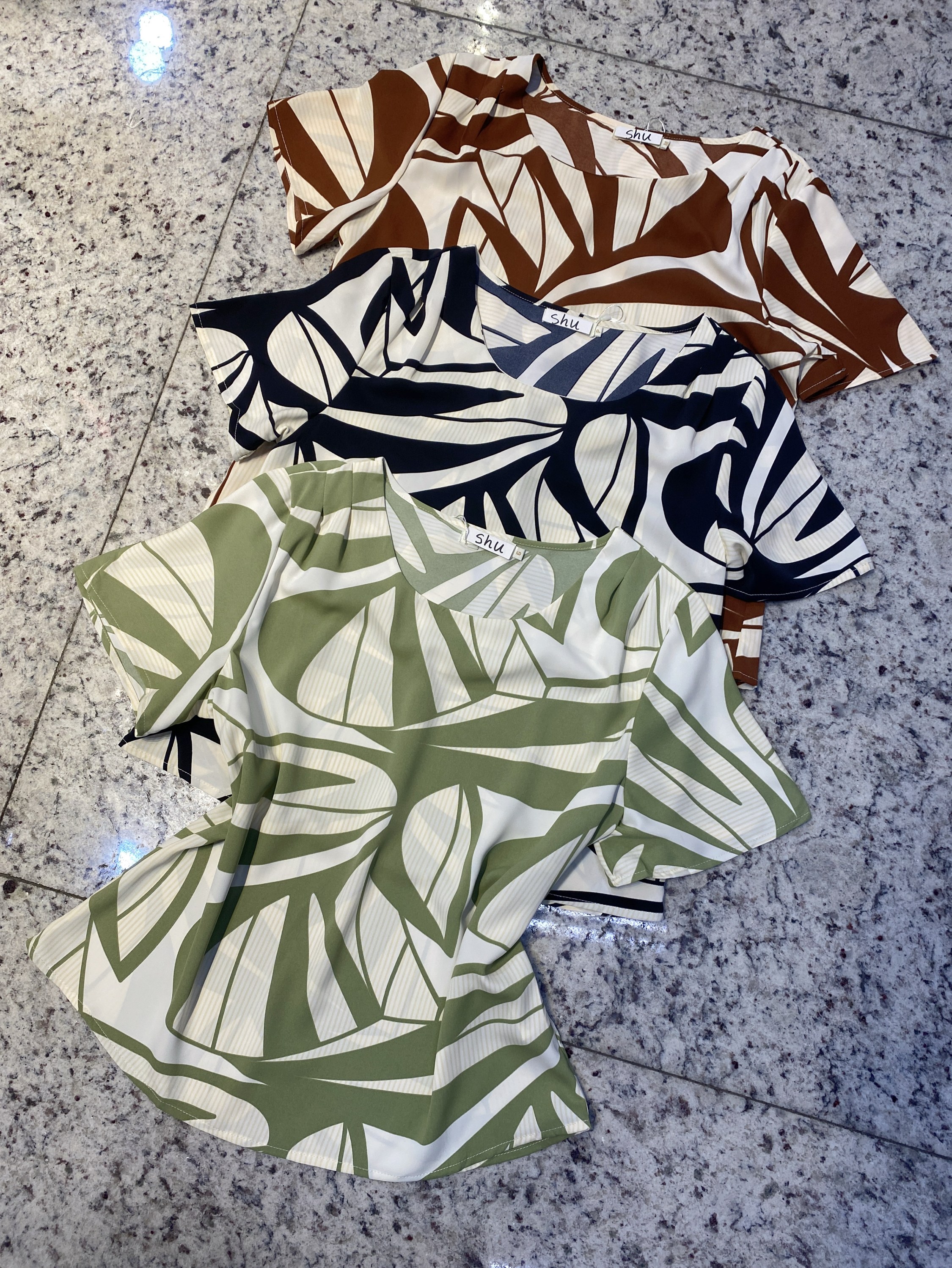 blusa estampada manga curta shu loja