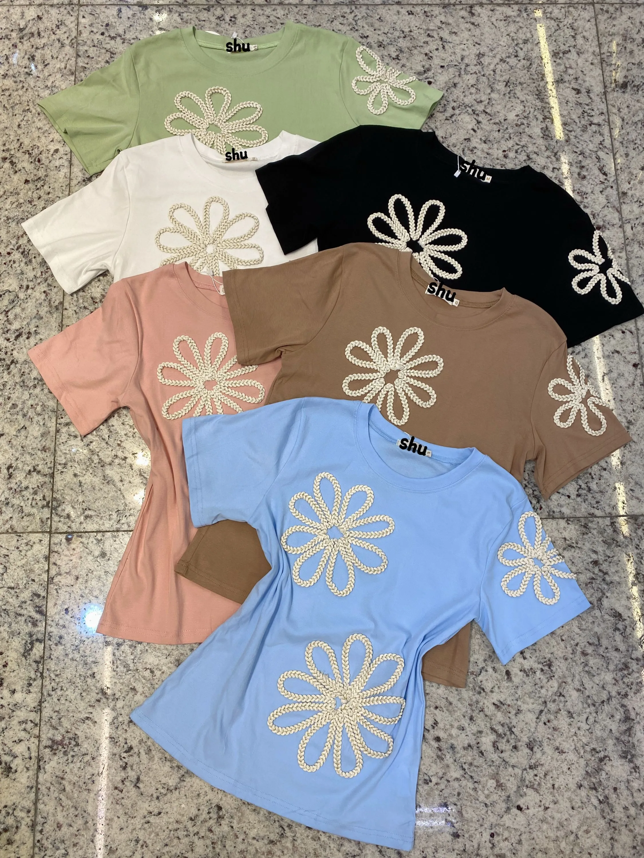 T-shirt manga curta shu loja