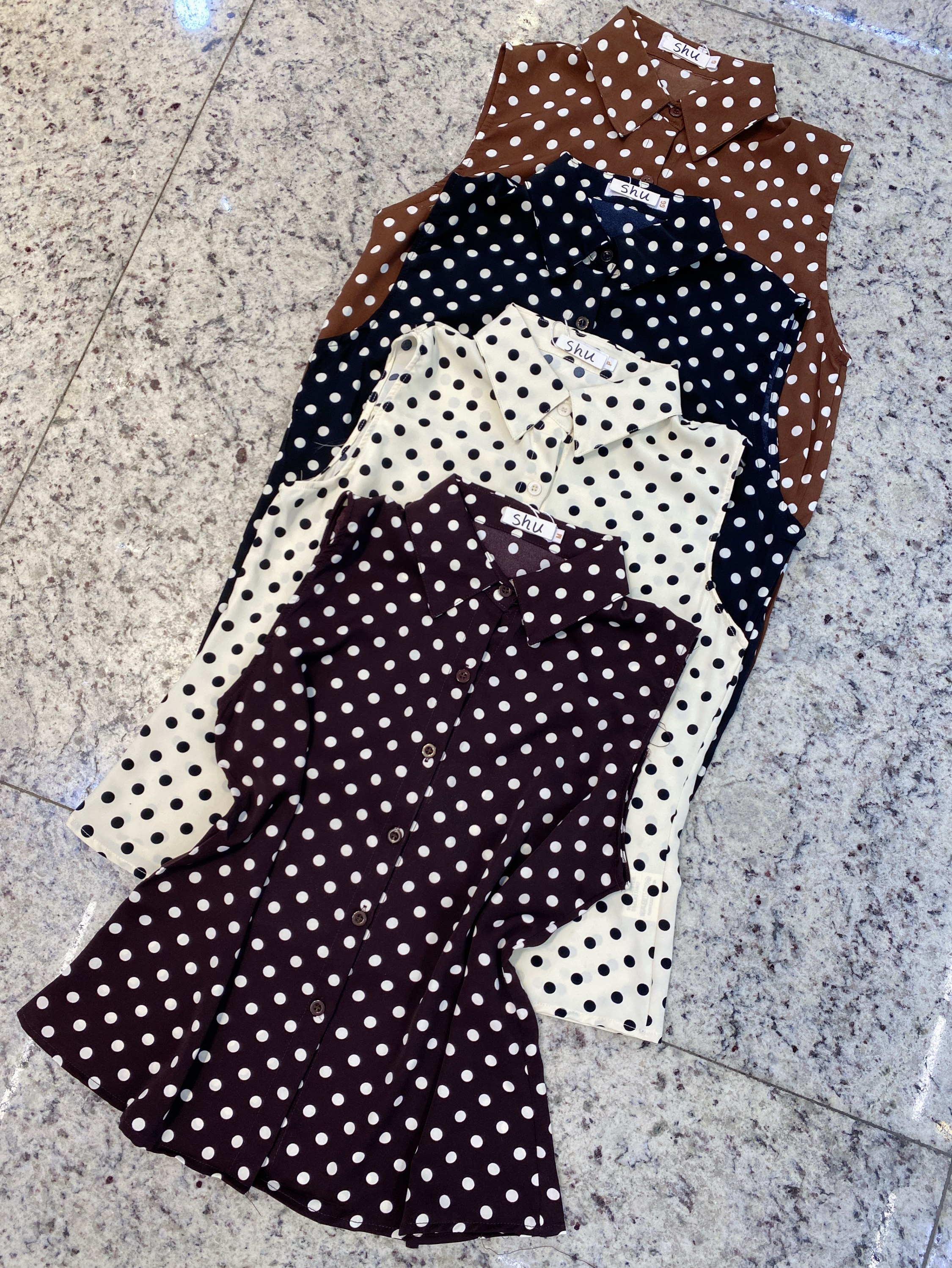 blusa de poá sem manga shu loja