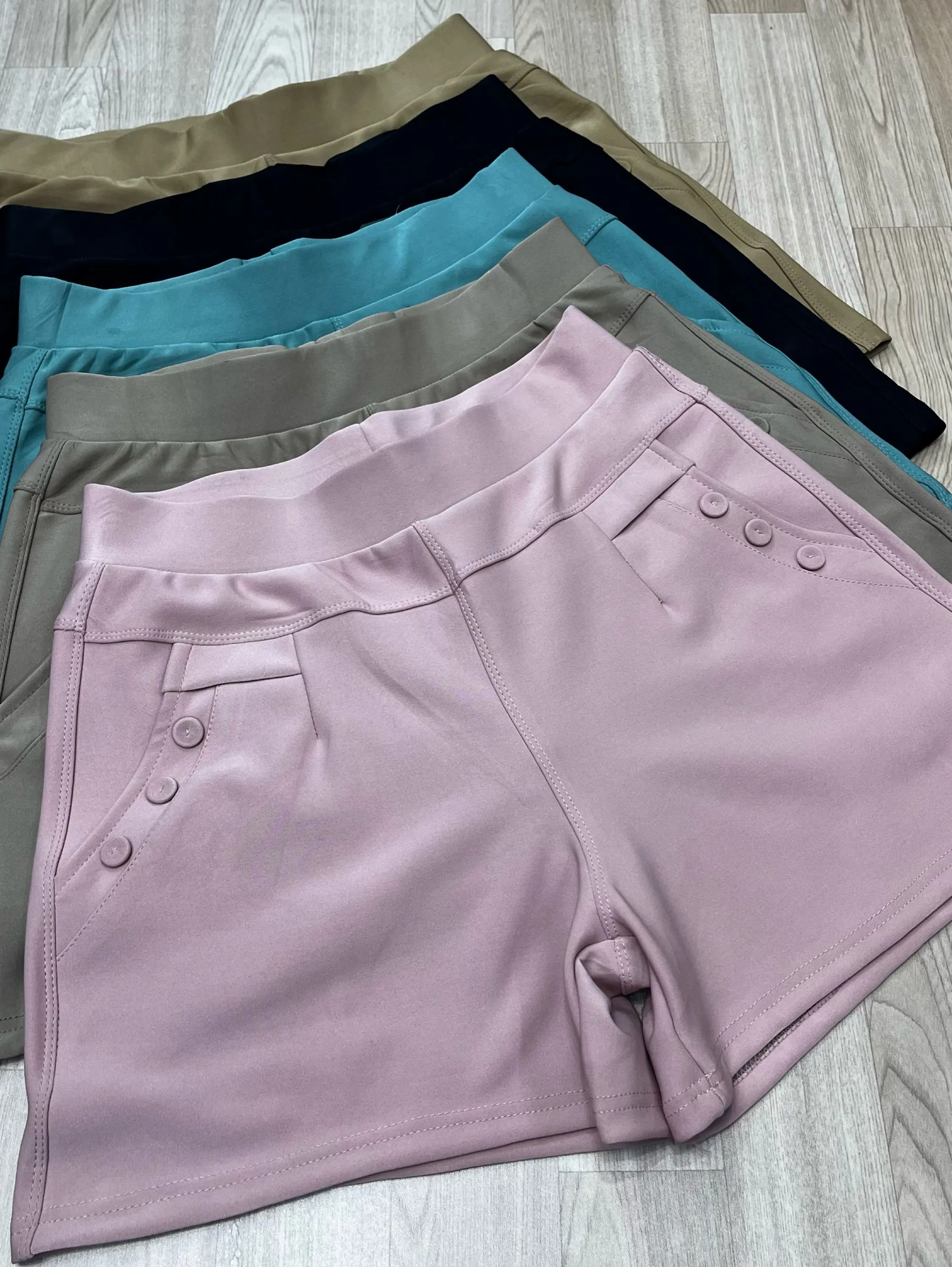 Shorts neopreno com elastano