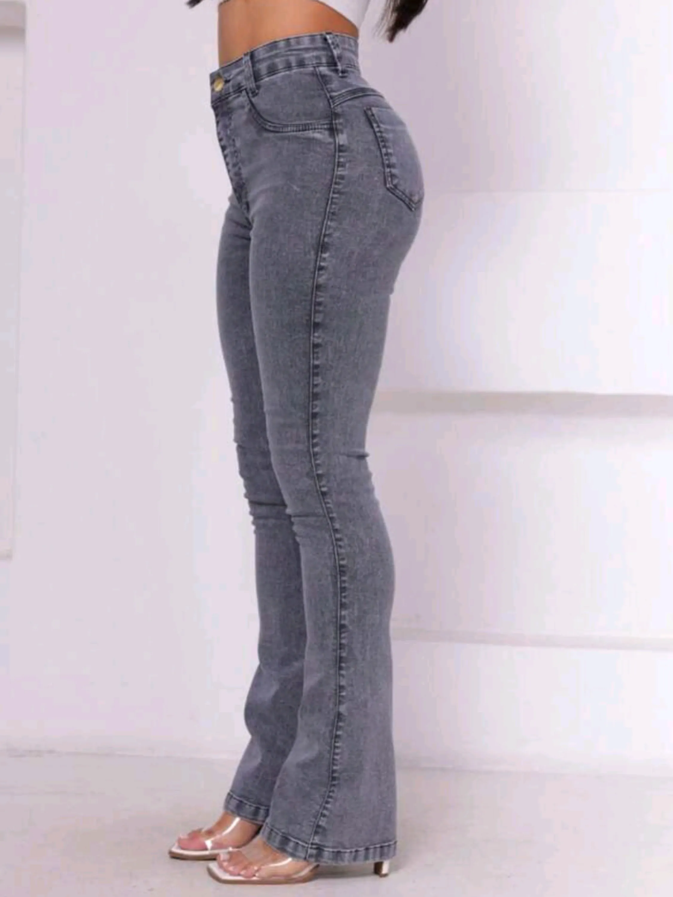 Calça flare grafite jeans feminina