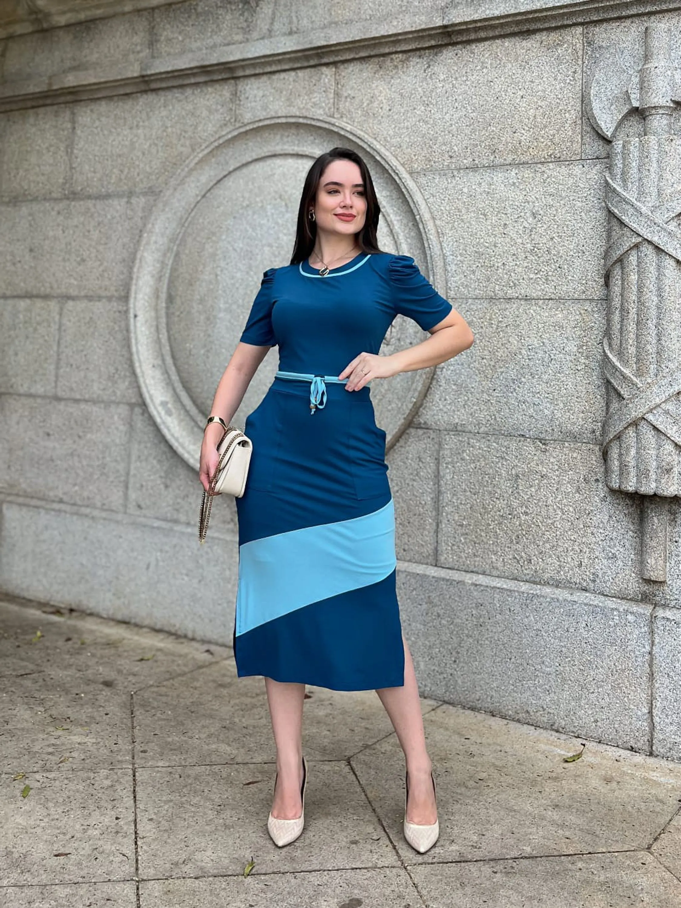 Vestido Midi Tubinho