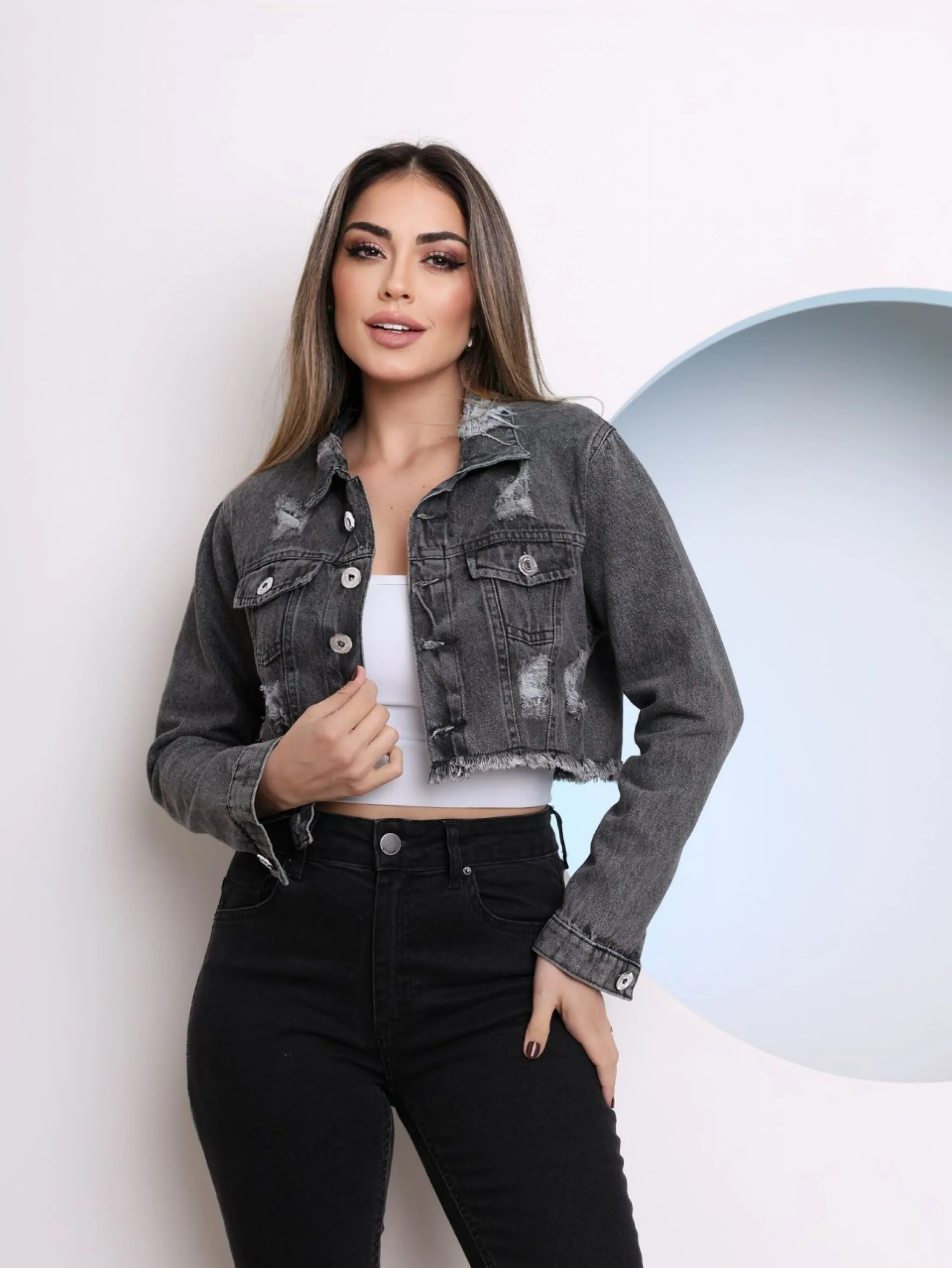 Jaqueta Jeans Destroyed cropped manga longa moda feminina