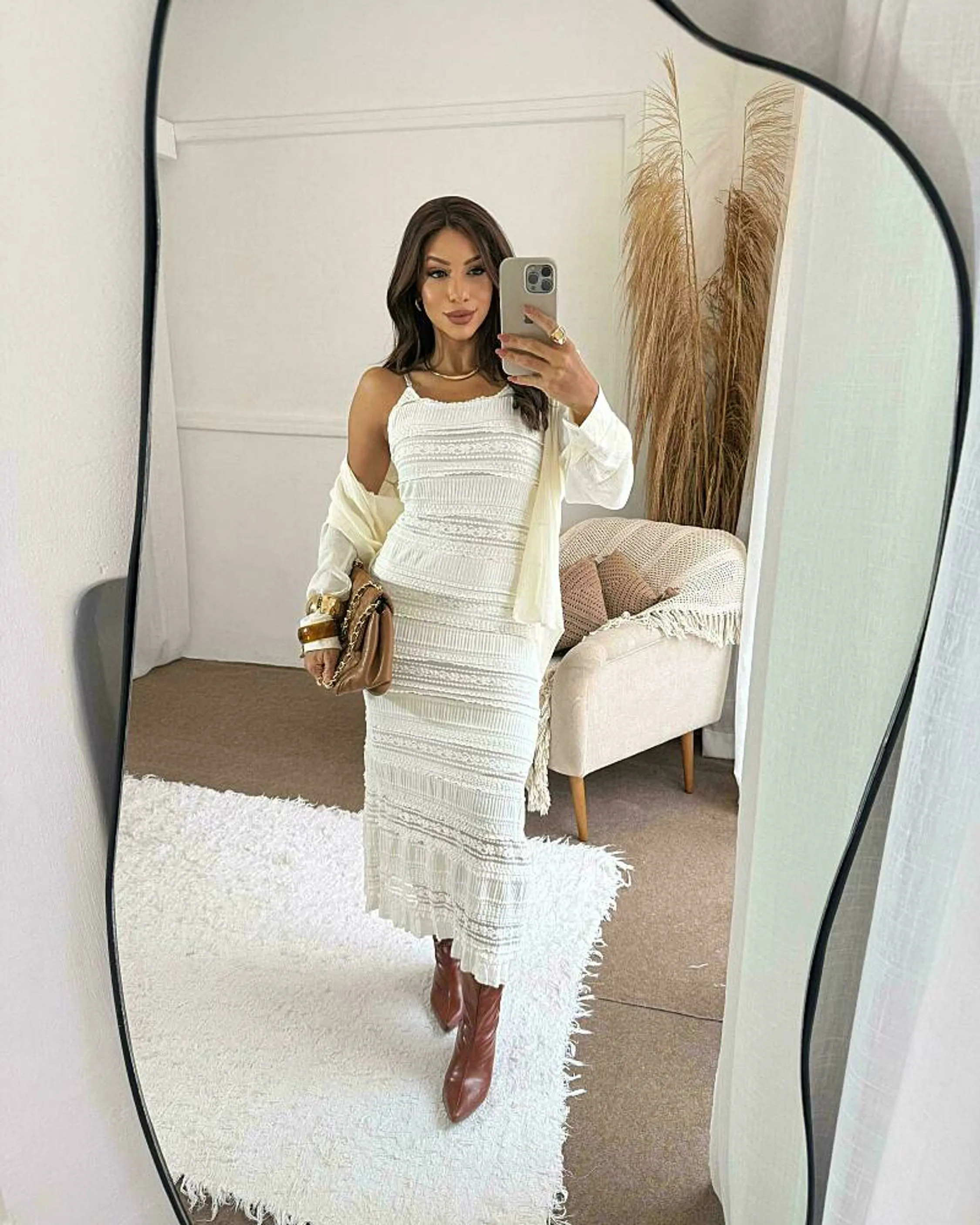 Vestido e camisa