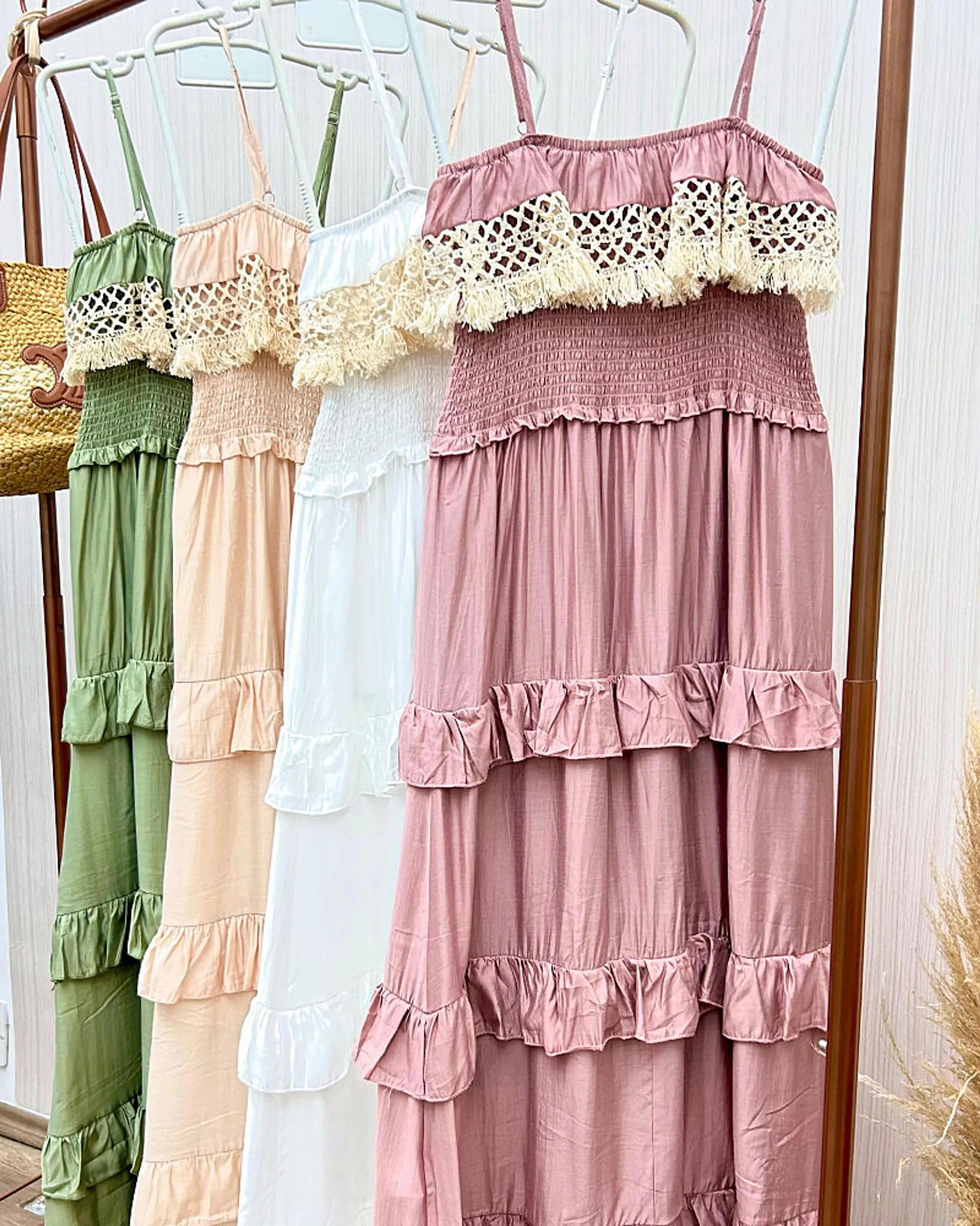 vestido babado
