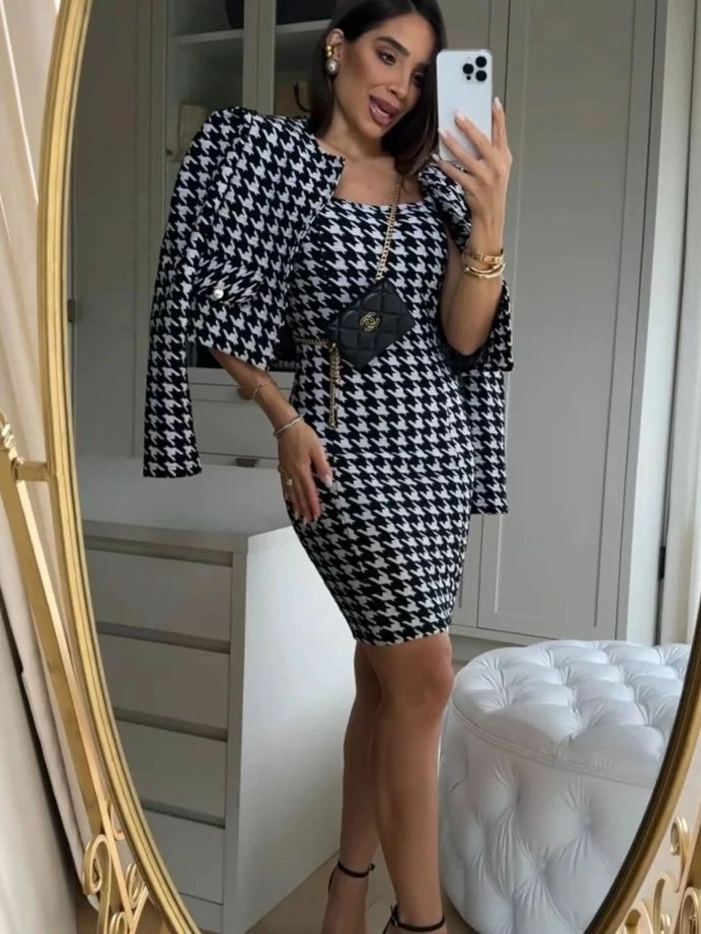 Vestido tubinho xadrez e casaco Gabizinha,moda blogueira luxo coleção outono inverno.