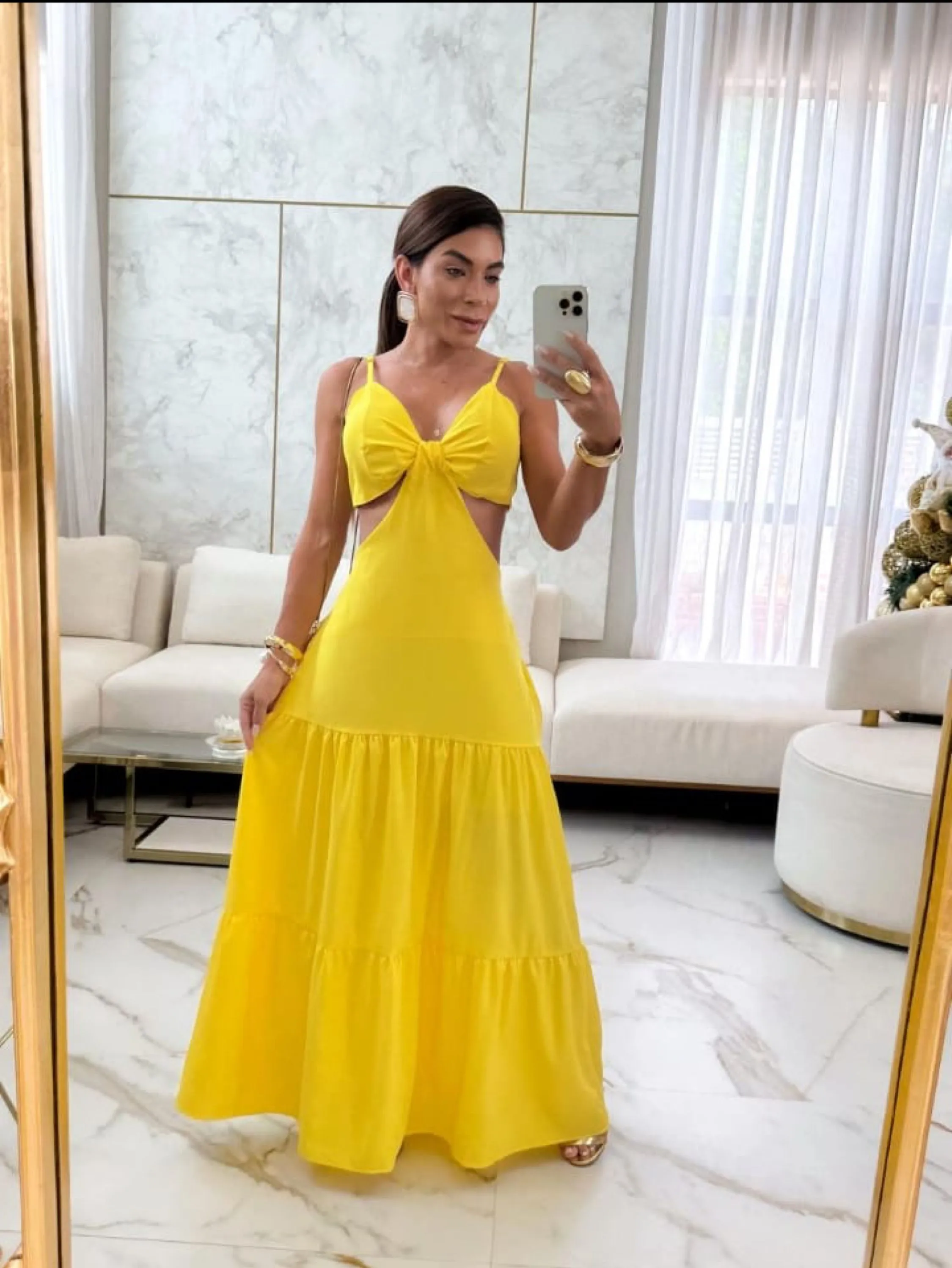 Vestido longo com abertura