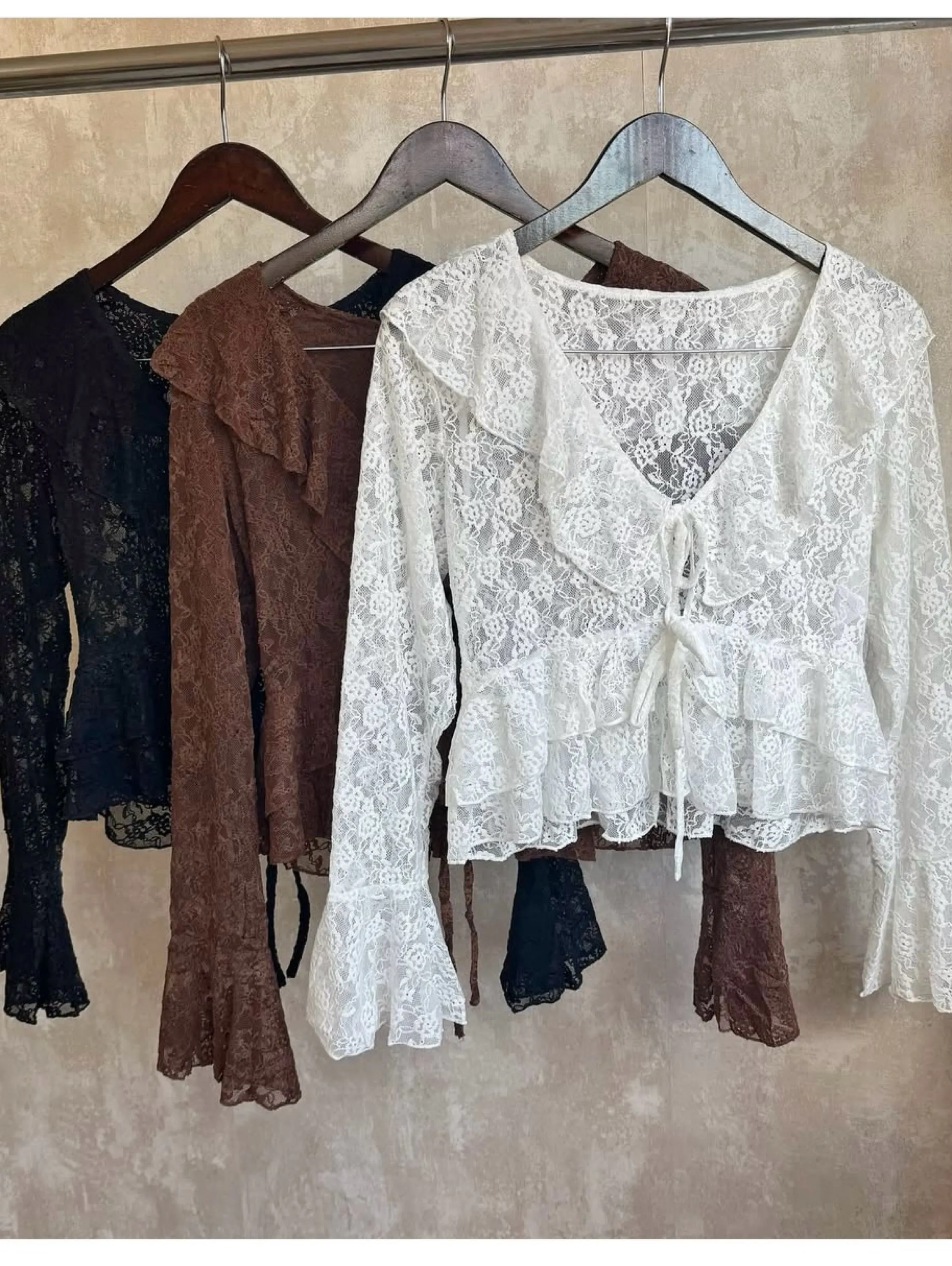 Blusa renda social novidade linda