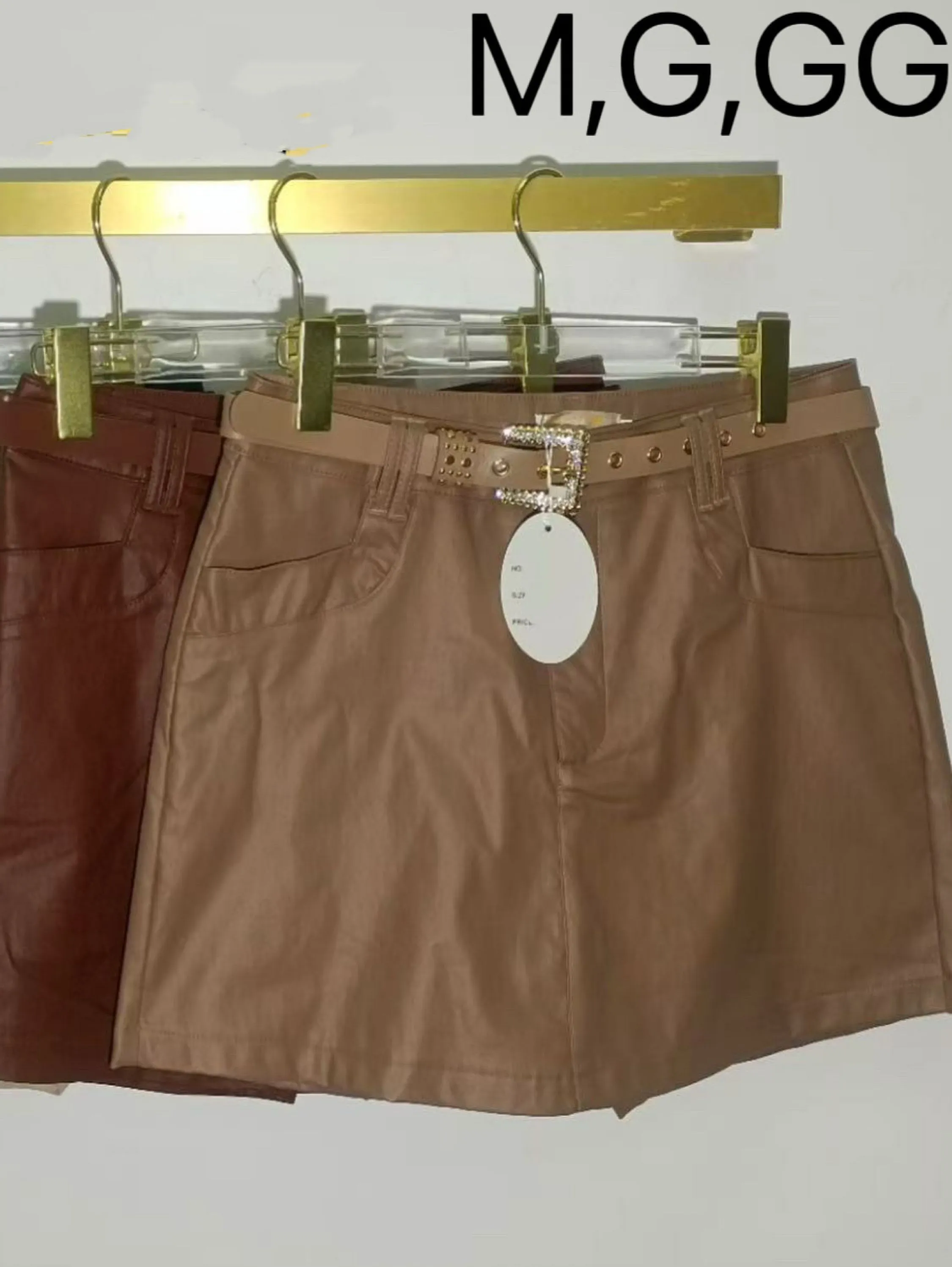 Short saia resilnada com elastano novidade