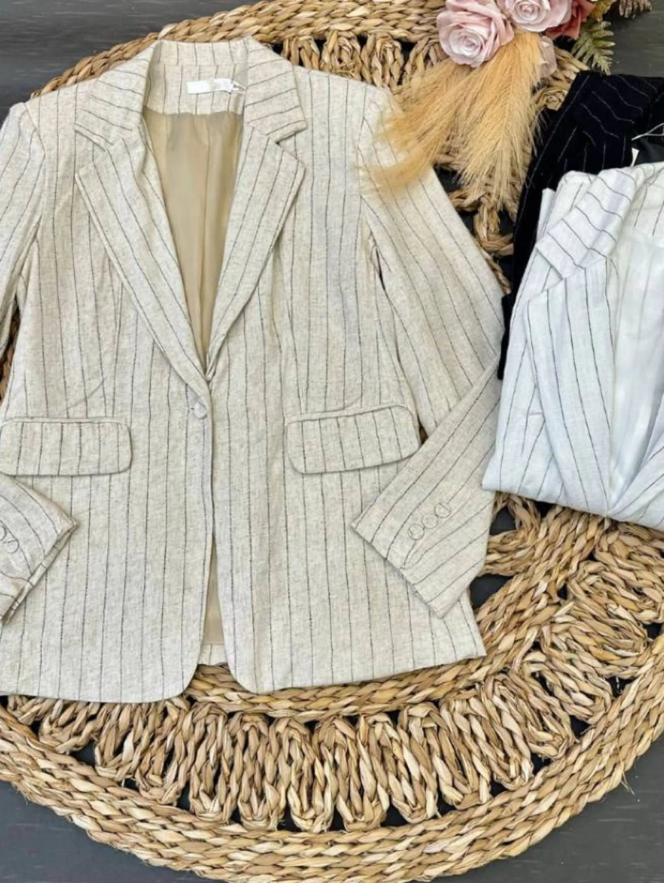 Blazer linho macio forrado social novidade linda