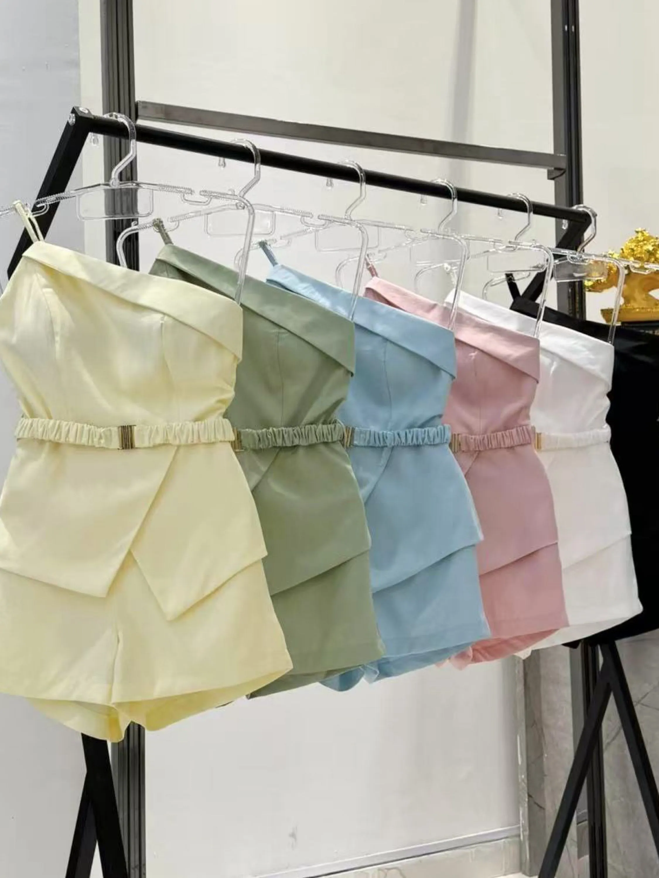 Cinjunto com short social alfaiataria novidade