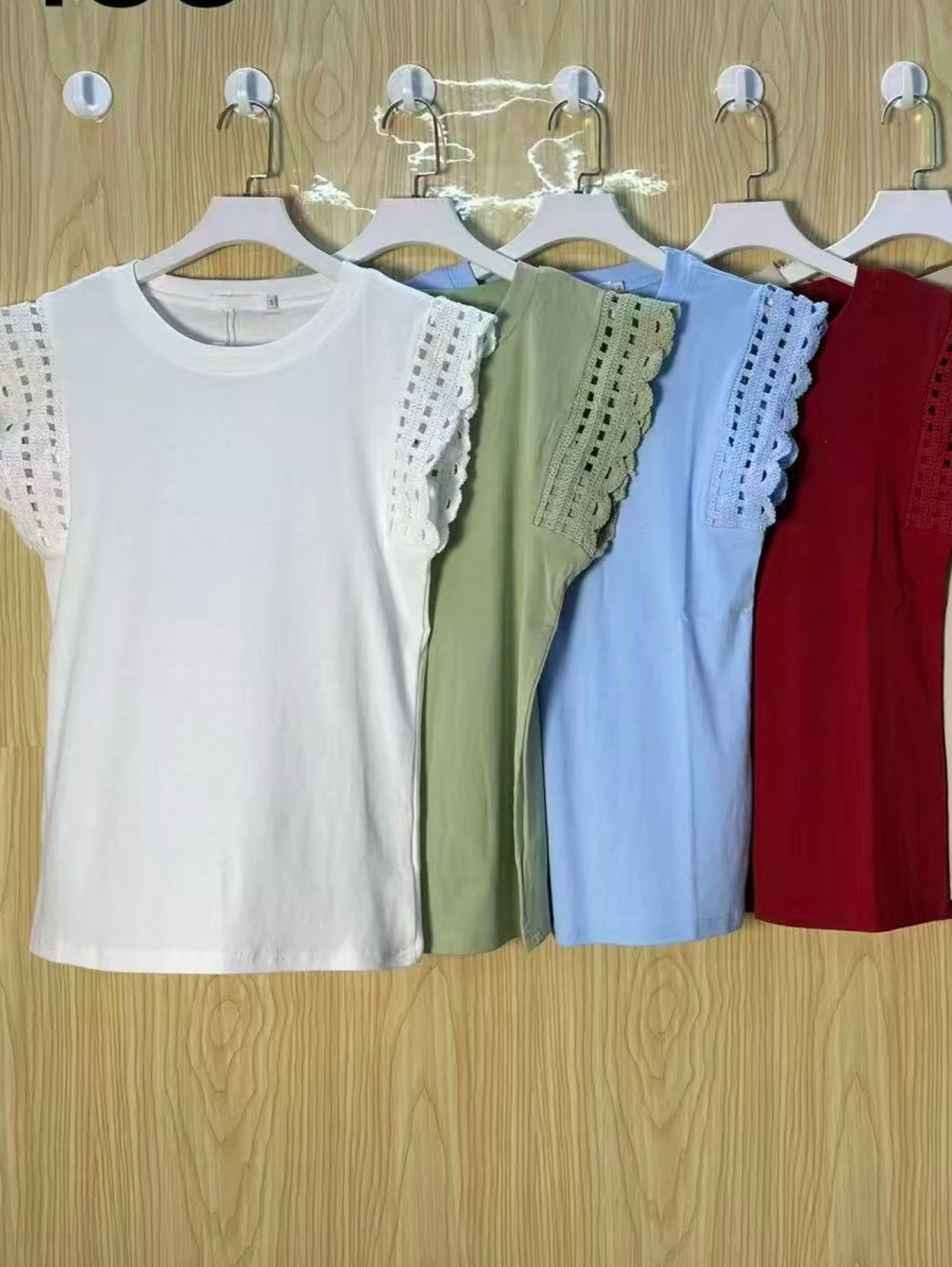 T shirts algudao malha com renda novidade linda