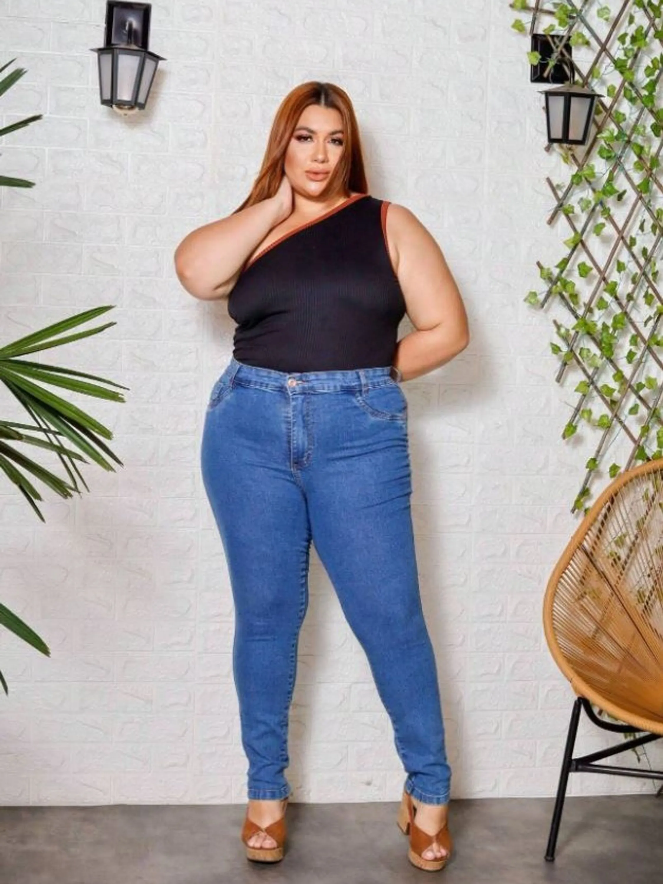 Calça Jeans Skinny Cintura Alta Plus Size