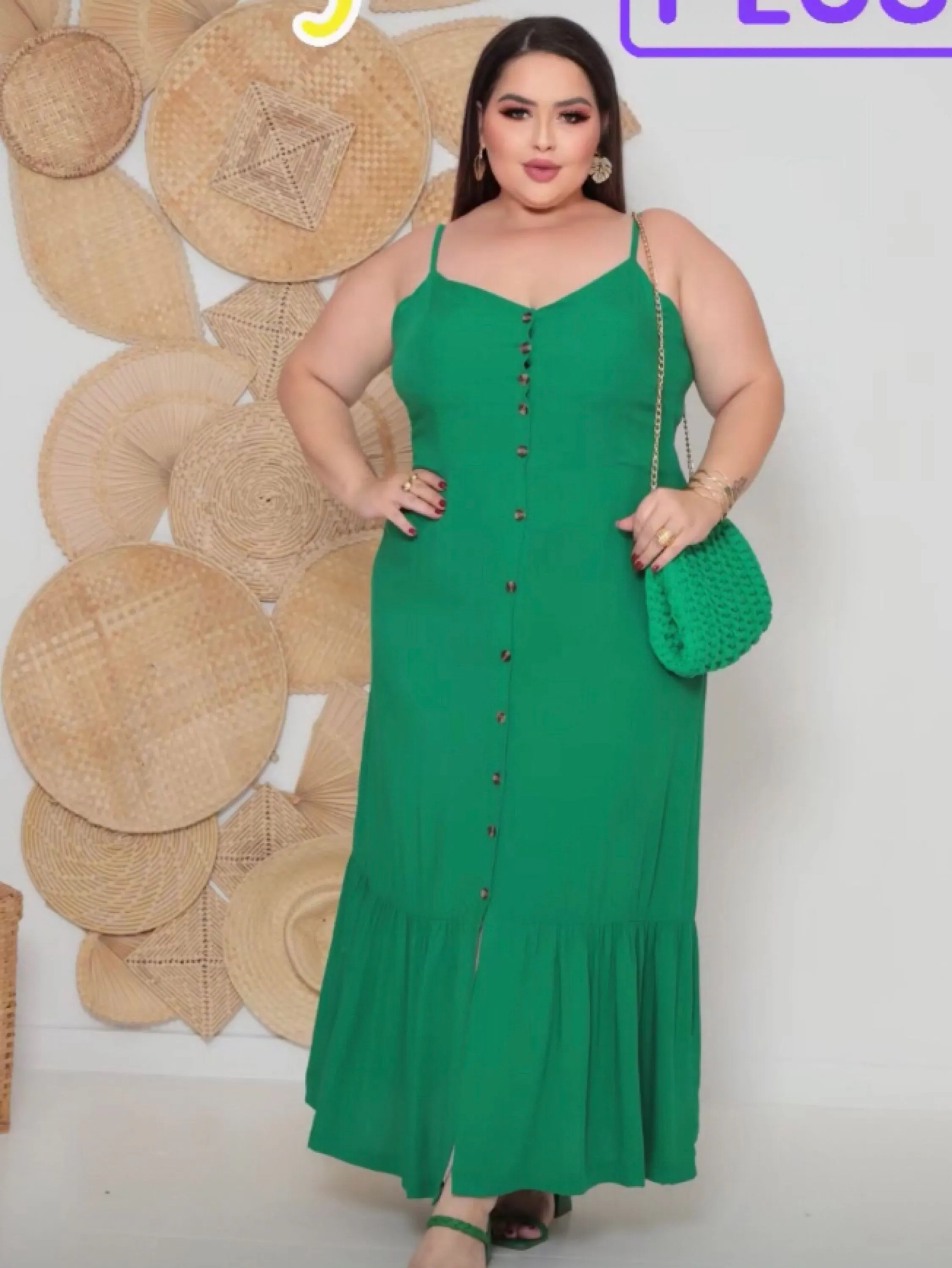 Vestido midi plus size