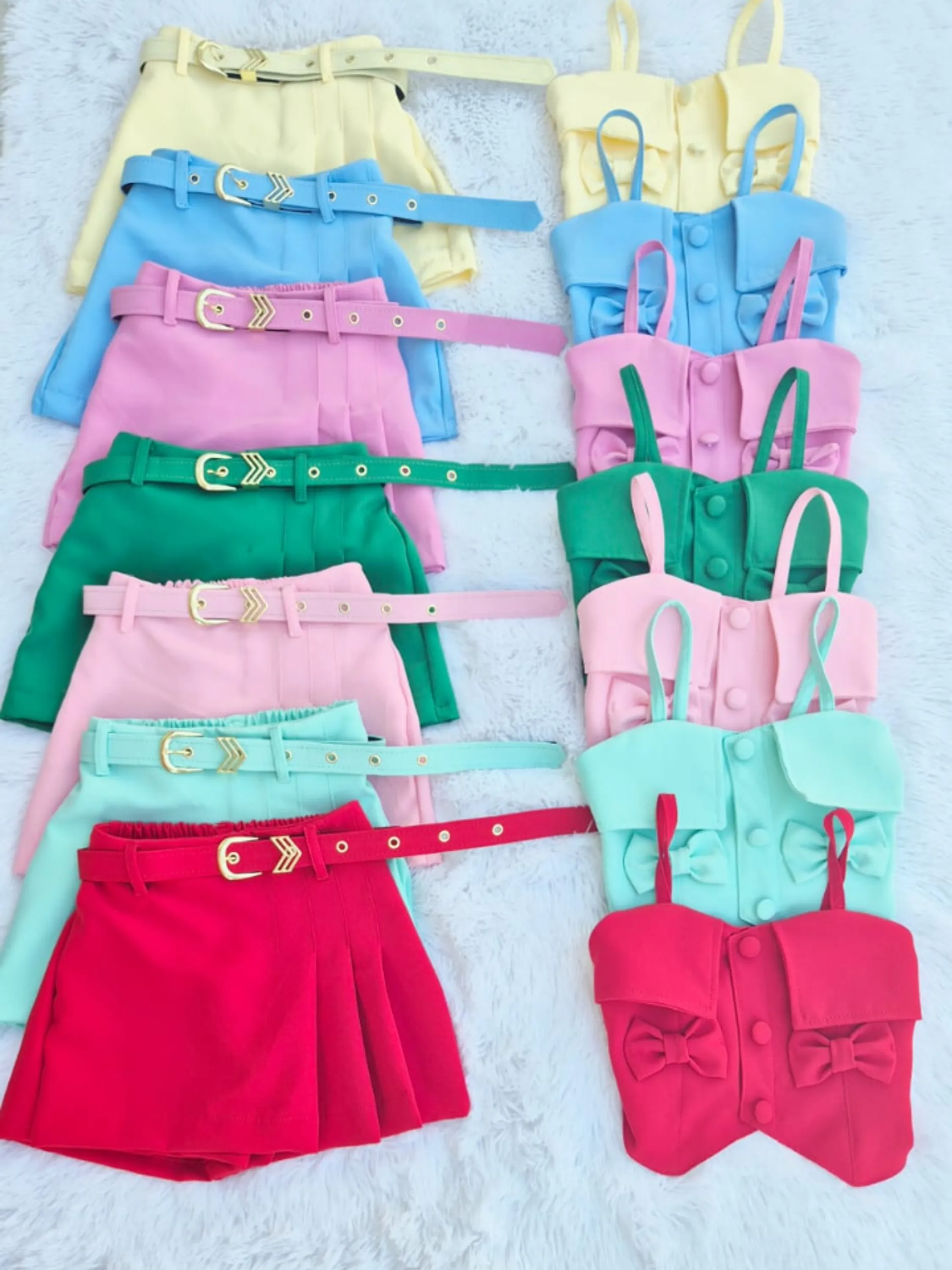 Conjunto infantil shorts saia e cropped (Azul)