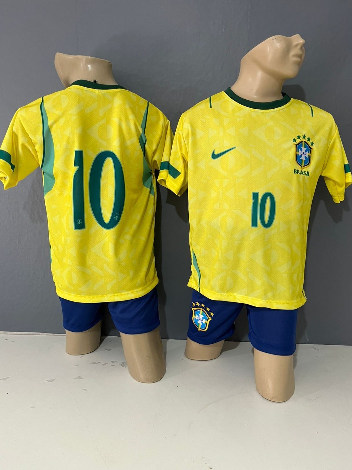 Conjunto infantil shorts e camisa