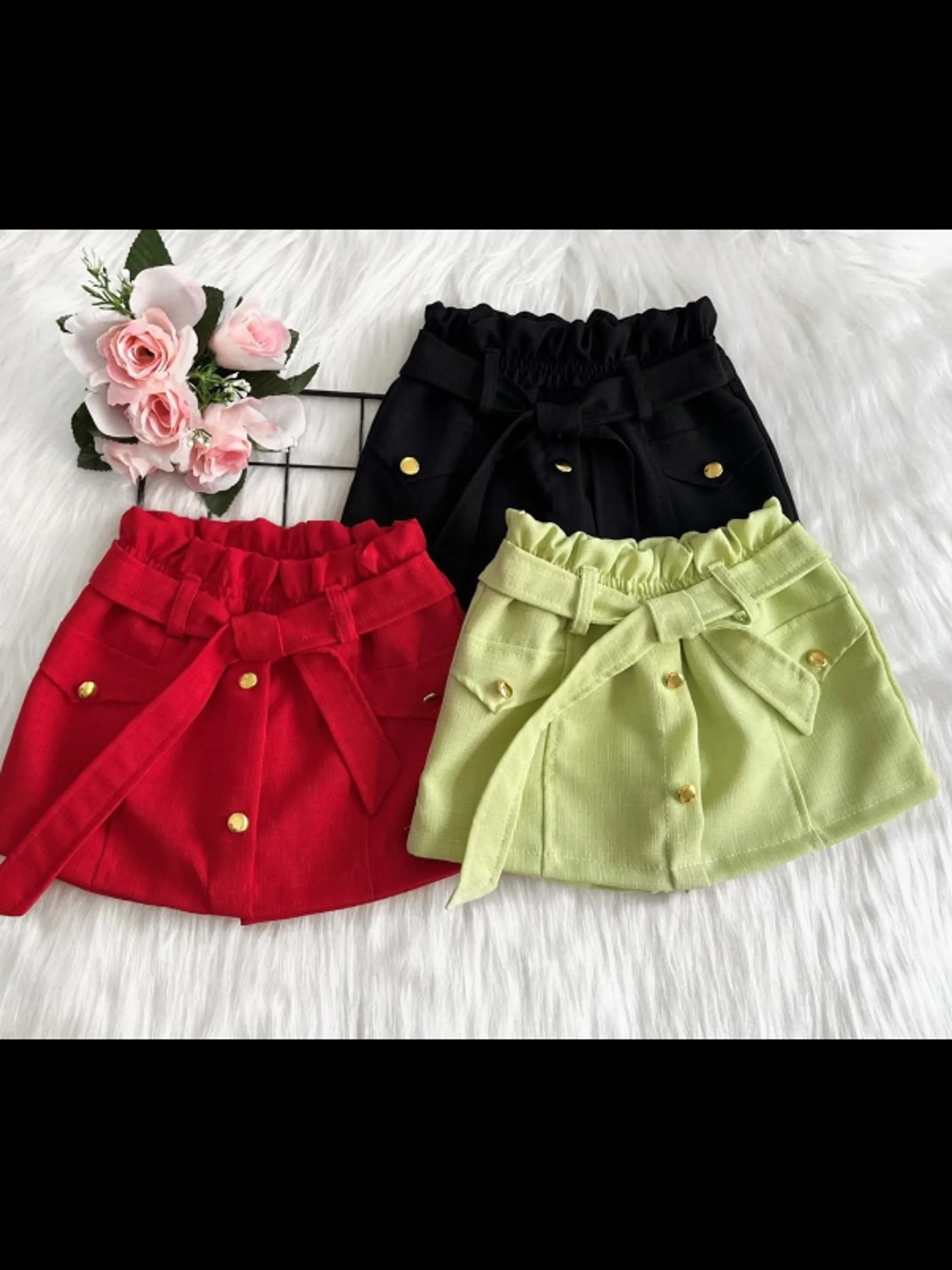 Shorts saia infantil tecido linho