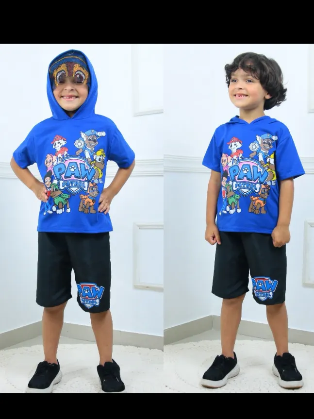Conjunto infantil masculino com máscara no capuz