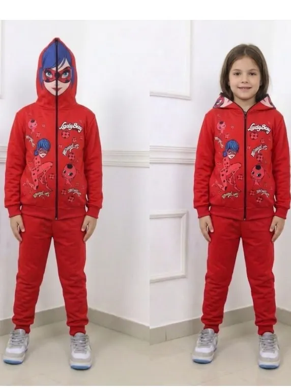 Conjunto flanelado infantil com touca