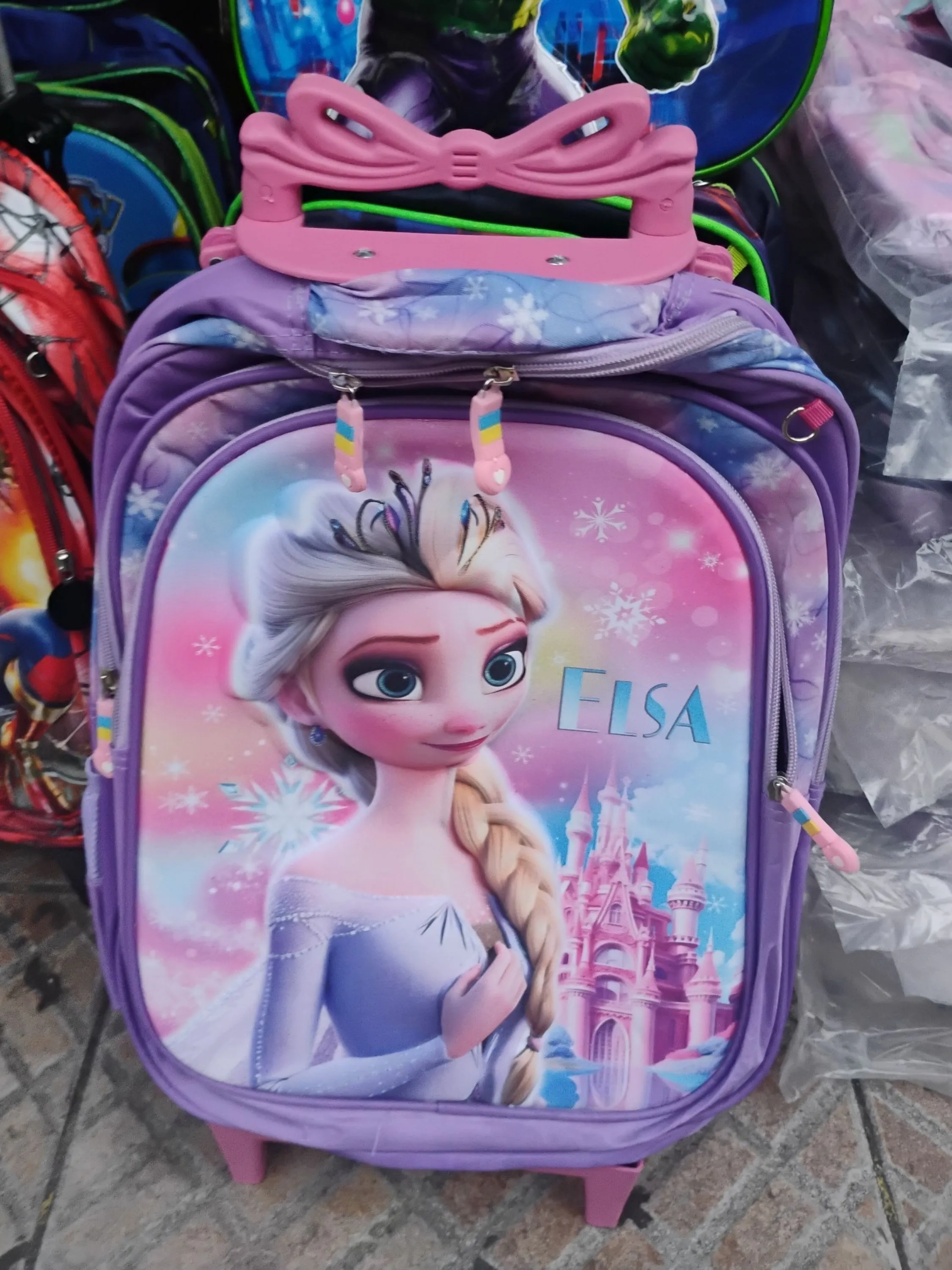 Kit de mochila infantil com rodinhas