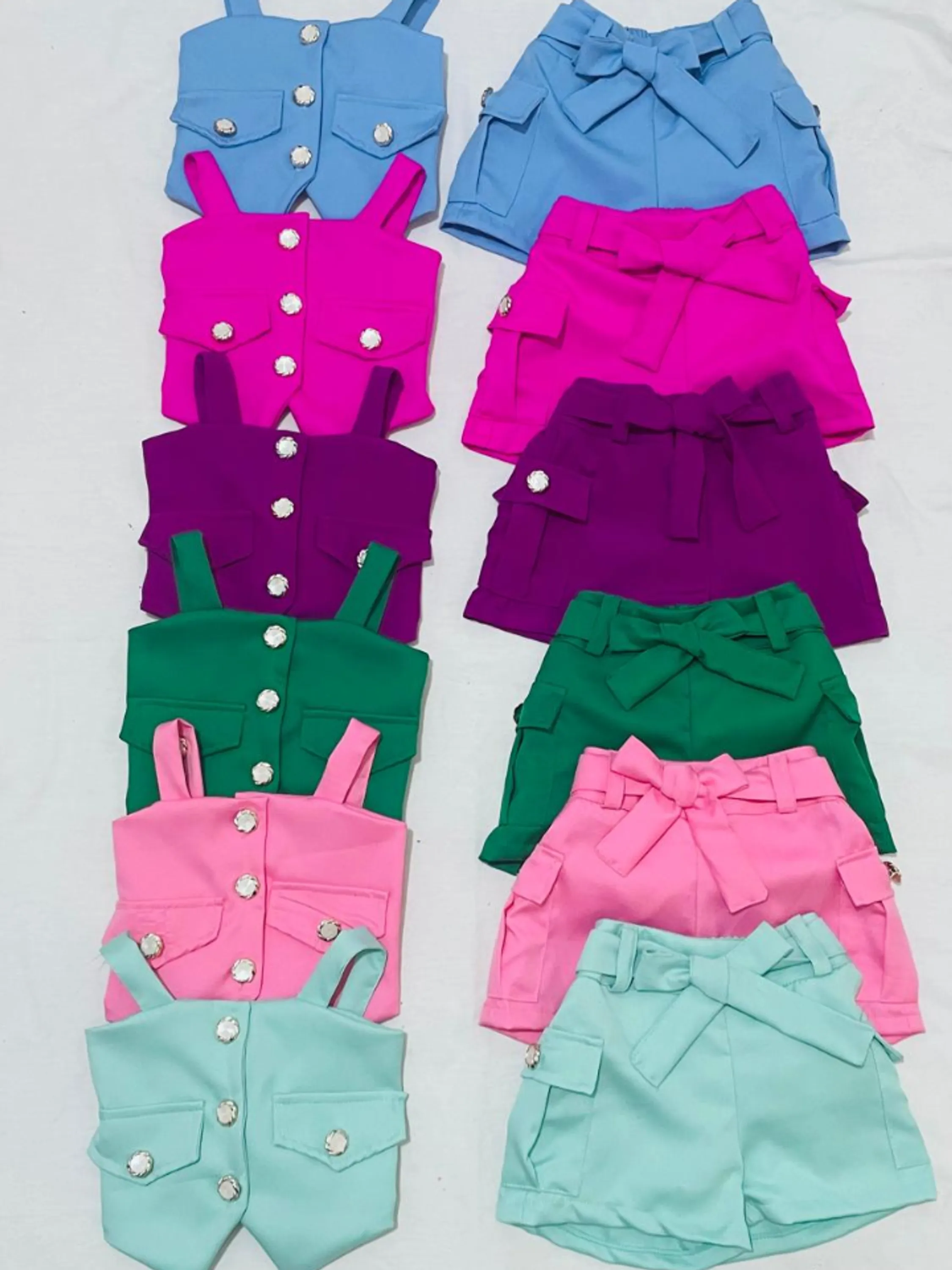 Conjunto infantil feminino shorts e cropped (azul)