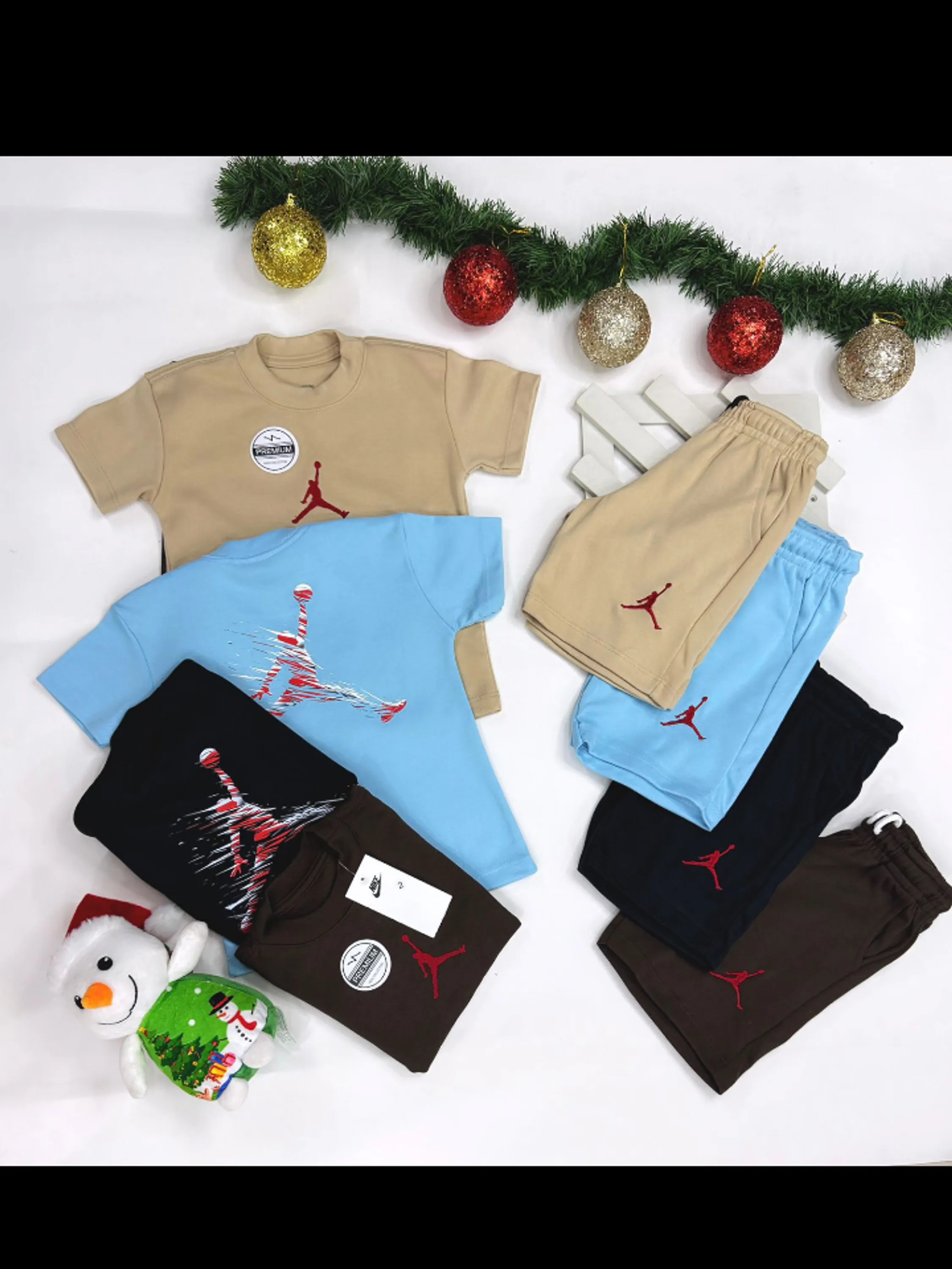 Conjunto masculino infantil com desenho nas costas