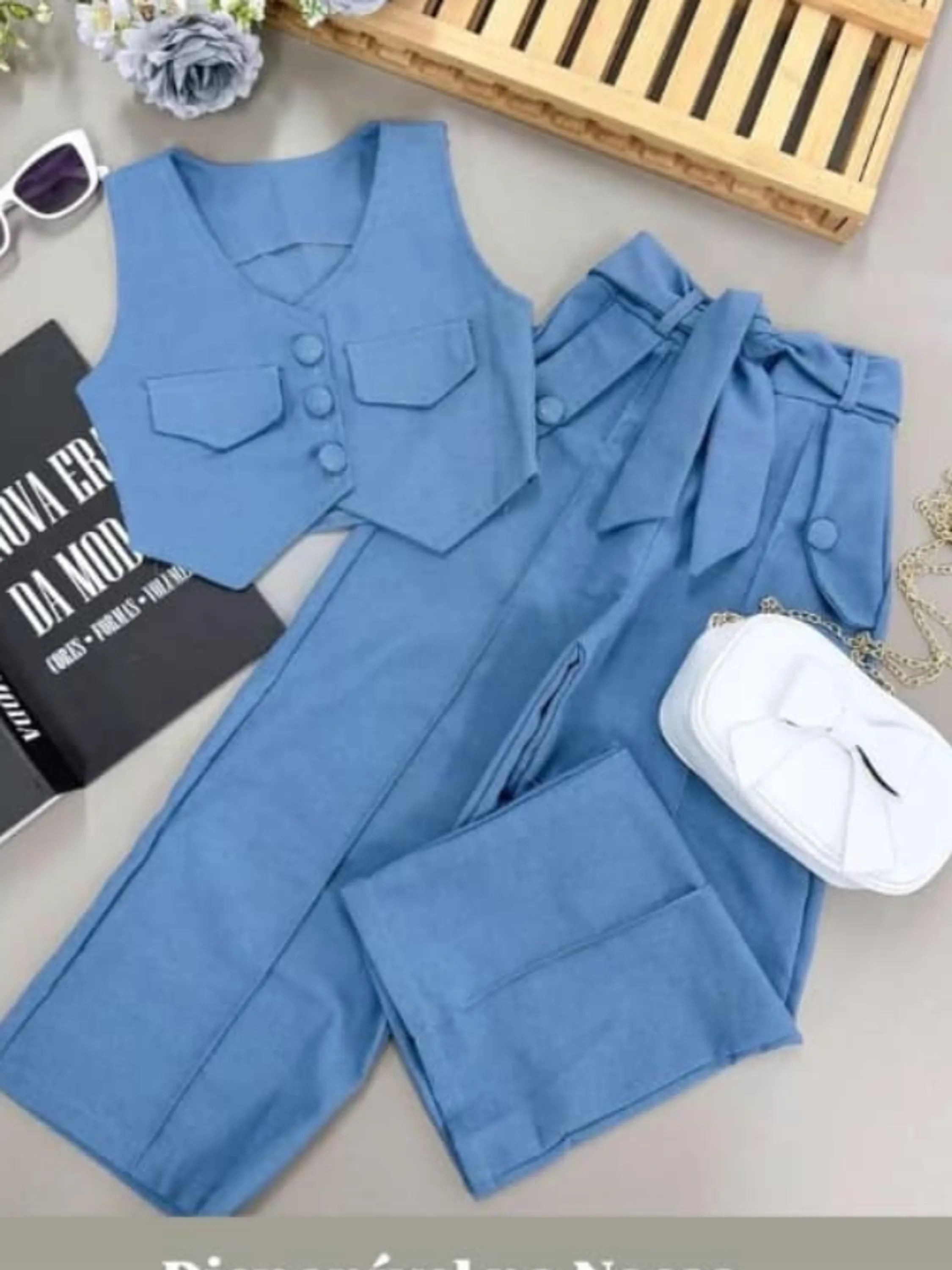 Conjunto infantil e juvenil tecido linho