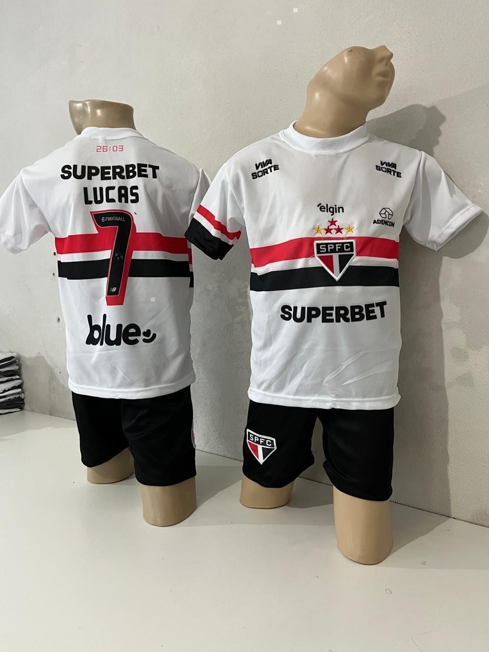 Conjunto infantil shorts e camiseta