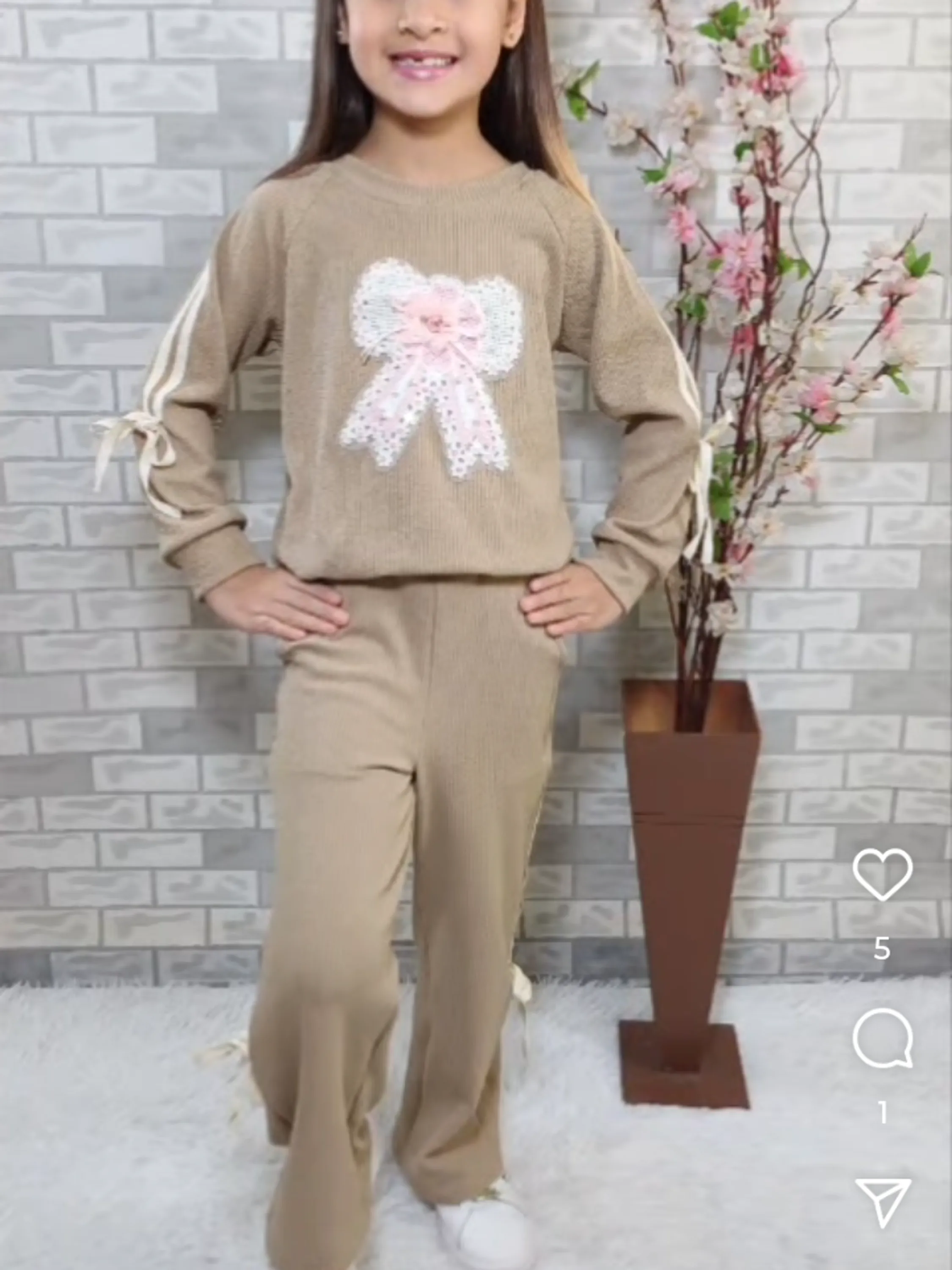 Conjunto infantil tecido Anaruga