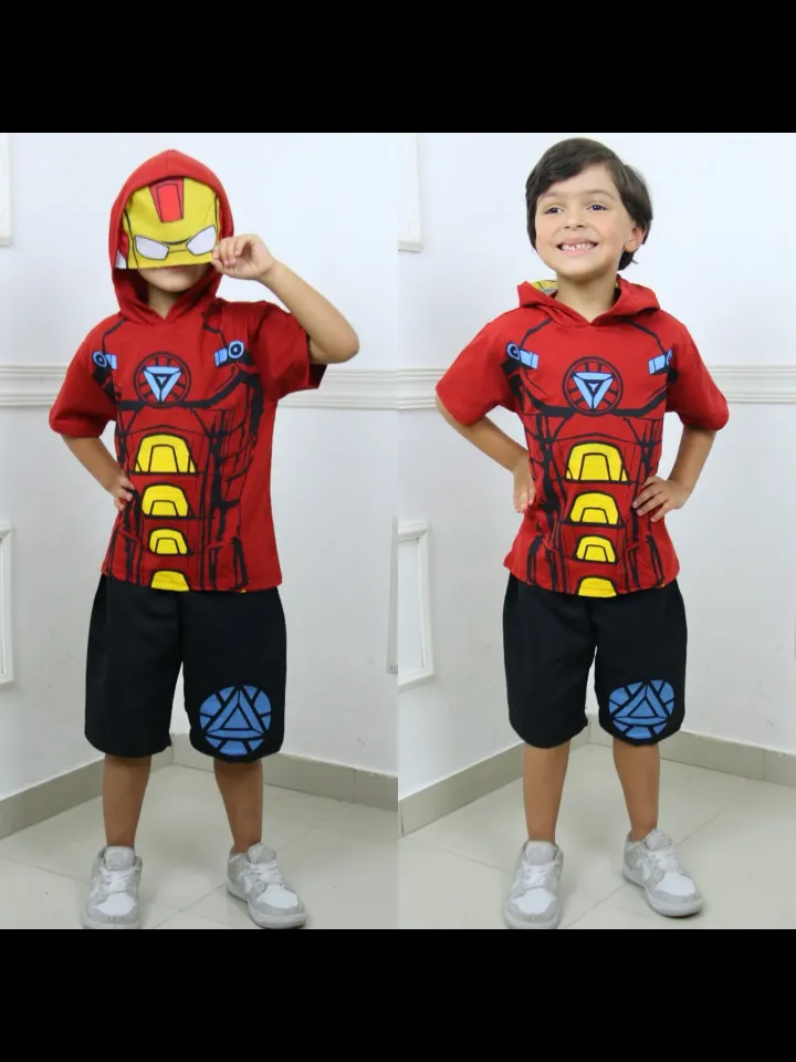 Conjunto infantil masculino com máscara no capuz