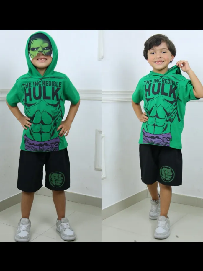 Conjunto infantil masculino com máscara no capuz