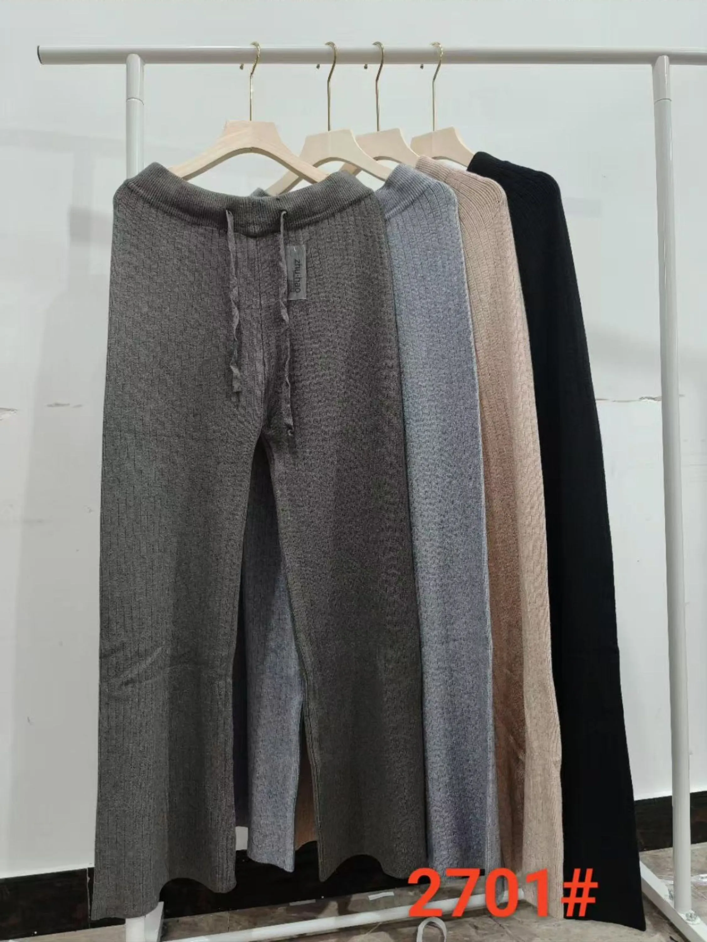 calca pantalona de modal canelado importado