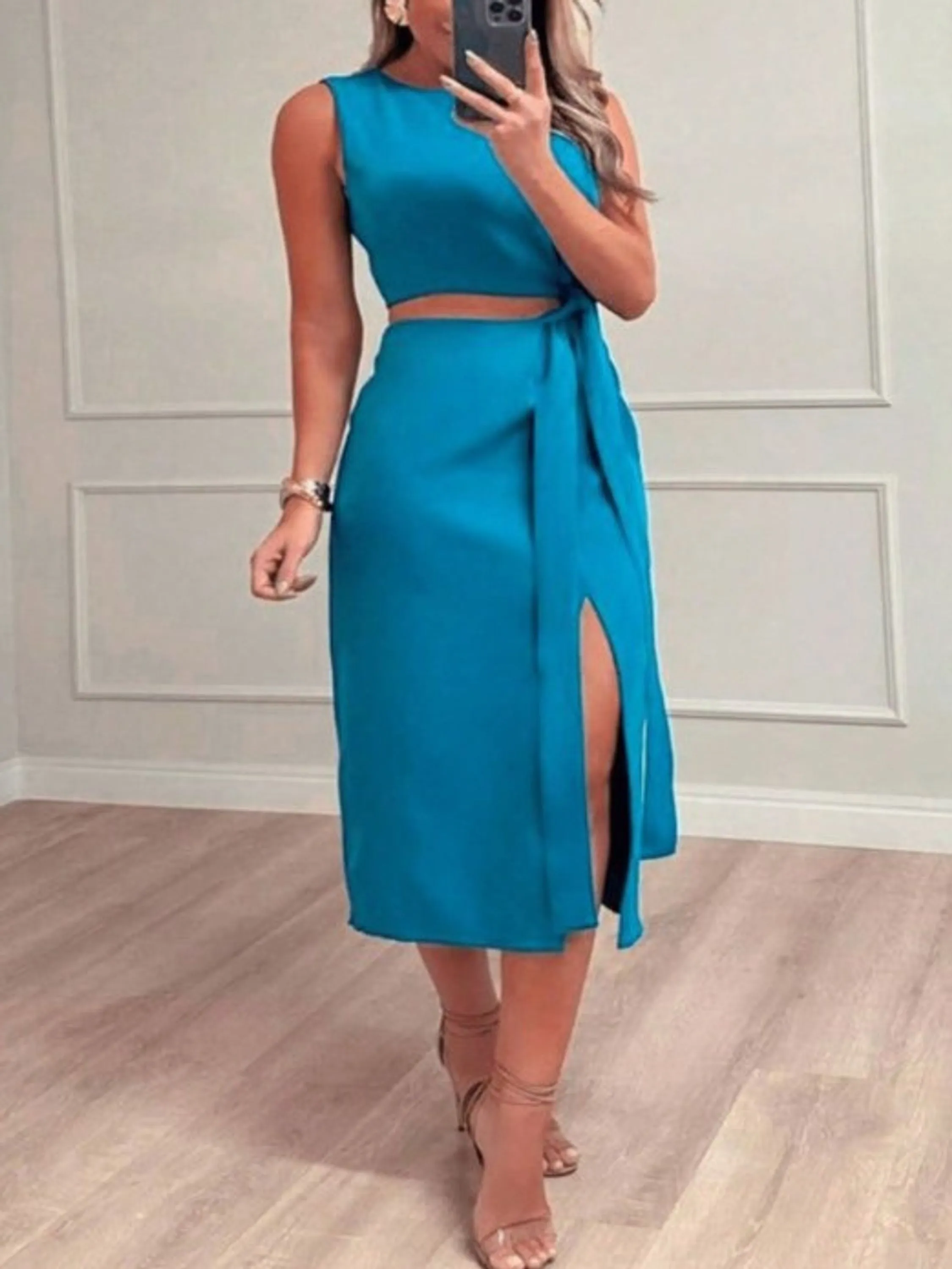 Conjunto Cropped e Saia Midi Em Alfaiataria Lançamento