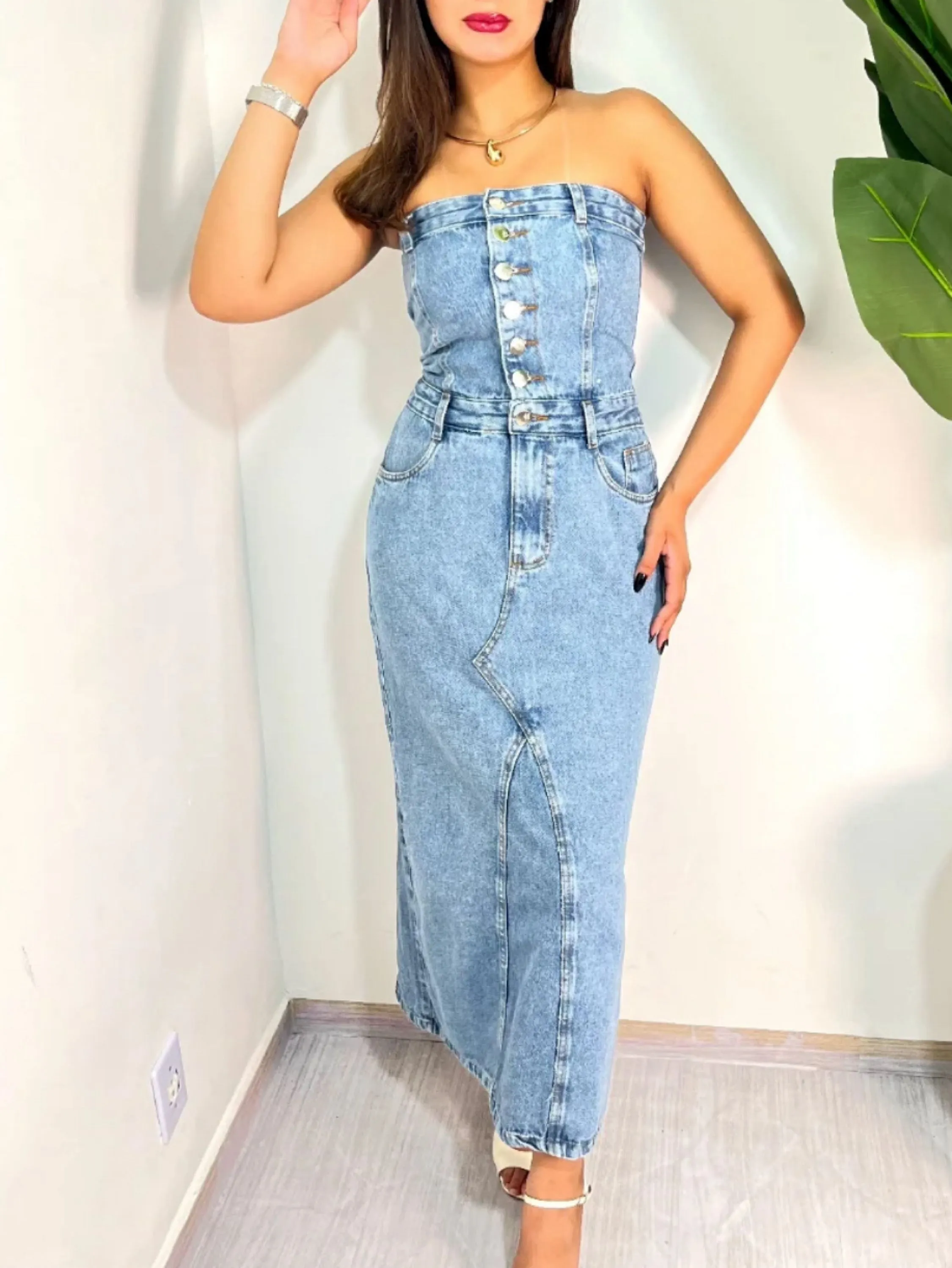 1021# vestido jeans feminina novo tem botão