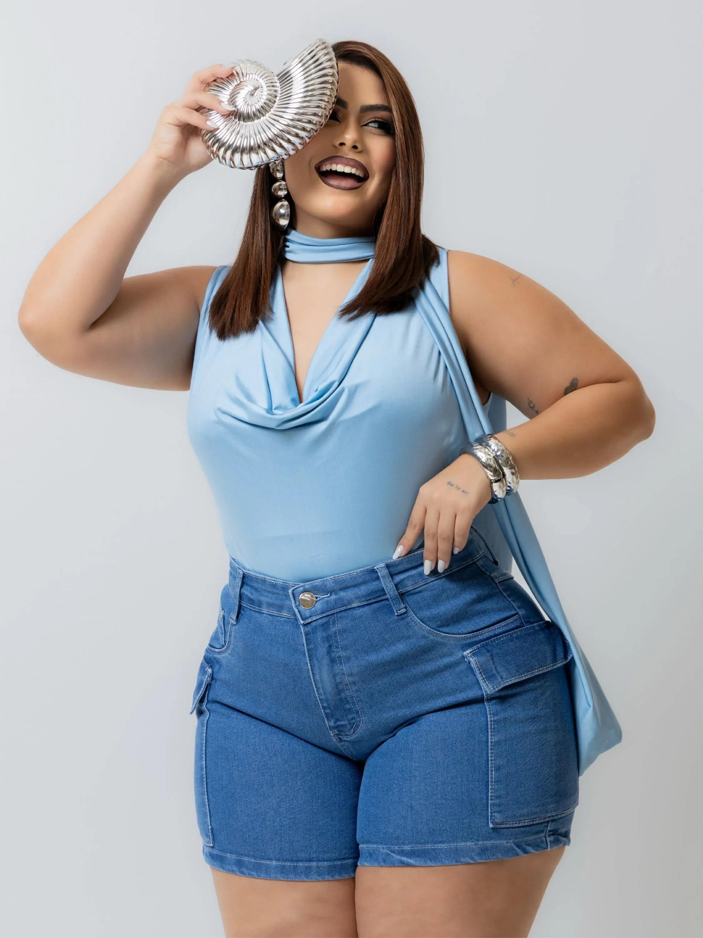 SHORT JEANS PLUS SIZE BOLSO CARGO