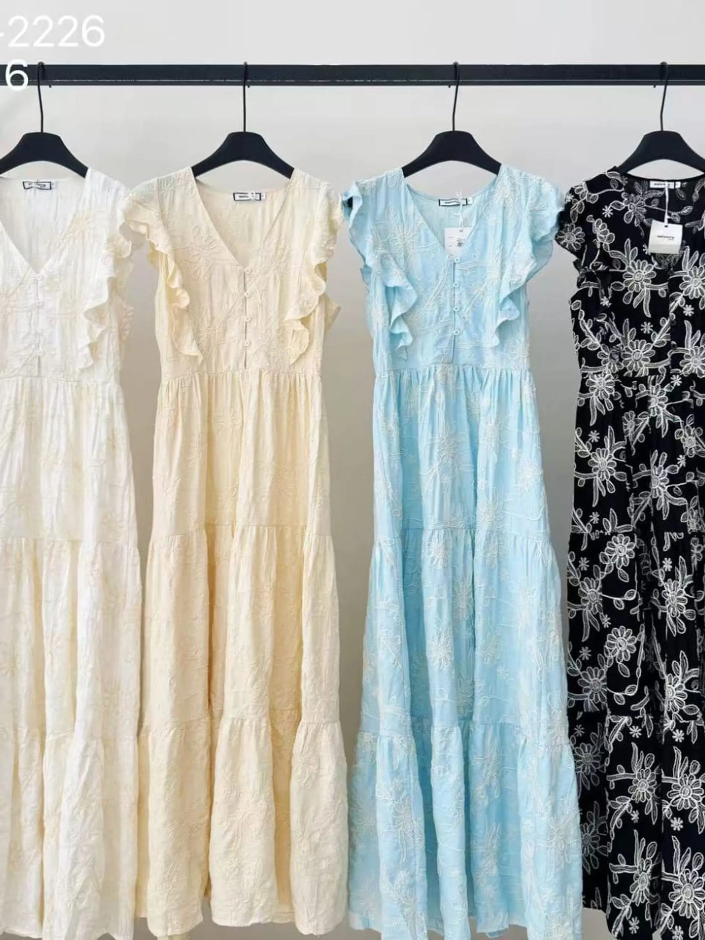 Vestido Longo Encanto Bordado