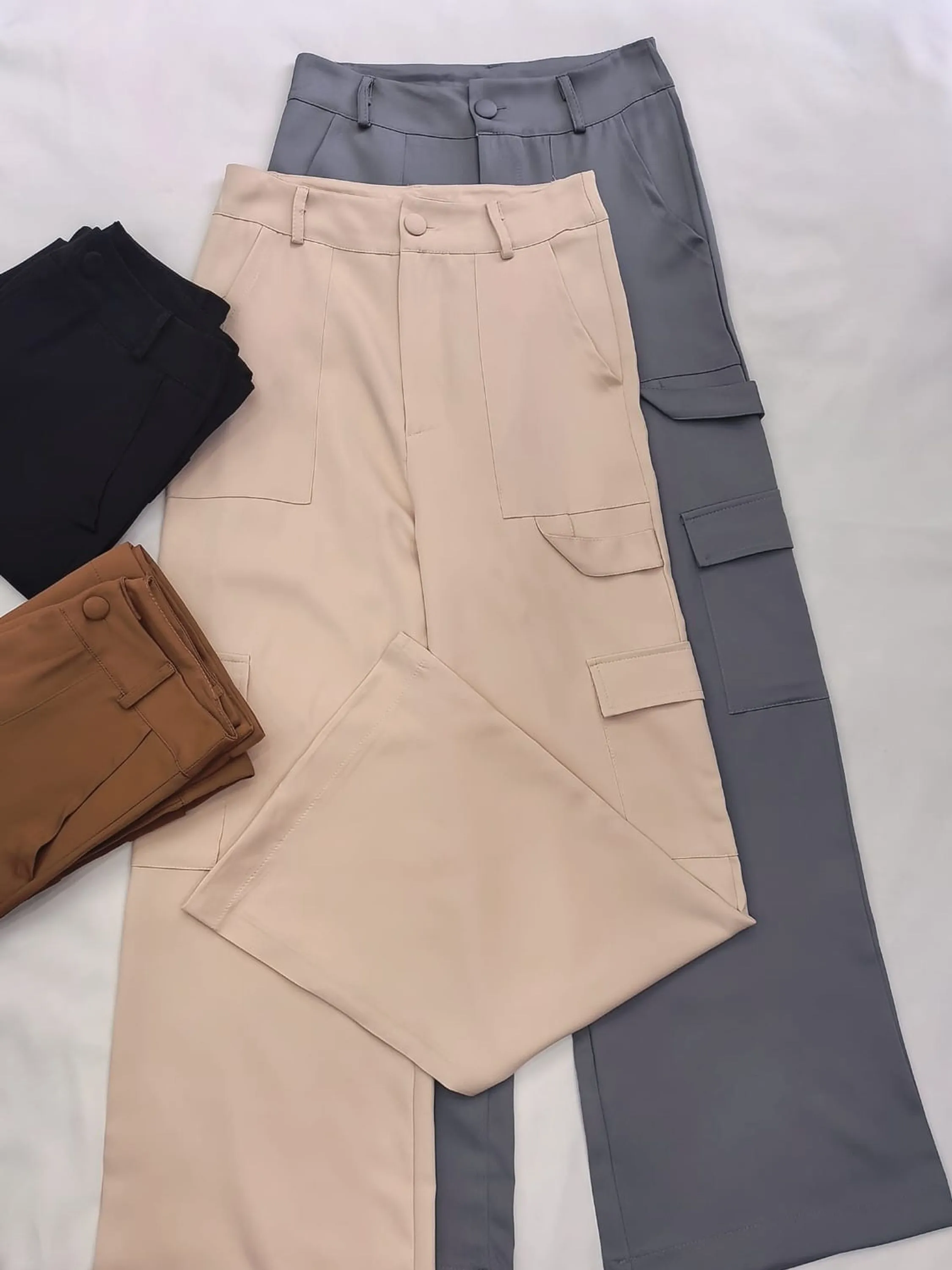 Calça cargo pantalona de alfaiataria