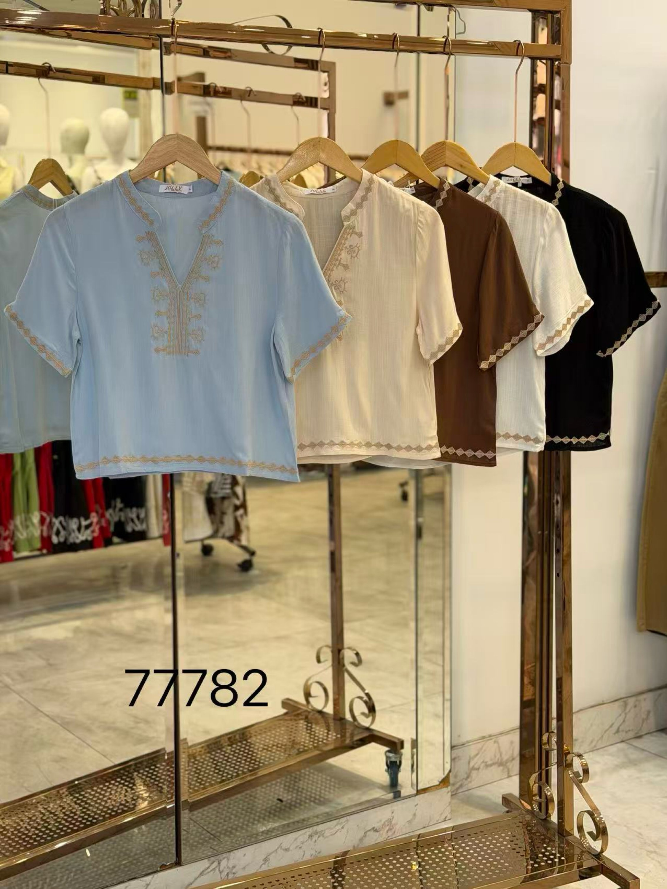 Blusa cropped com bordado feminina    Enzo