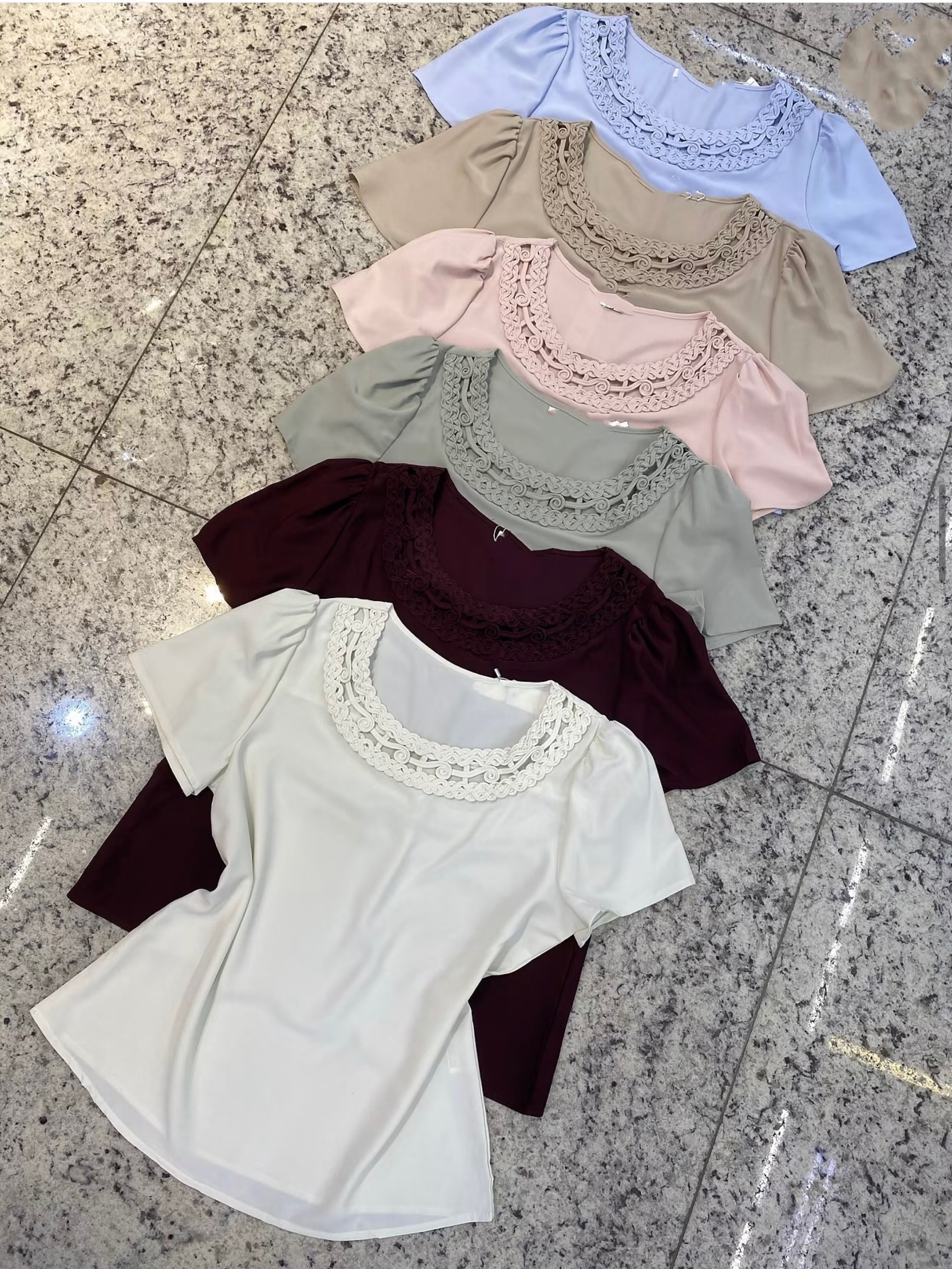 Blusa com bordado feminina     Enzo