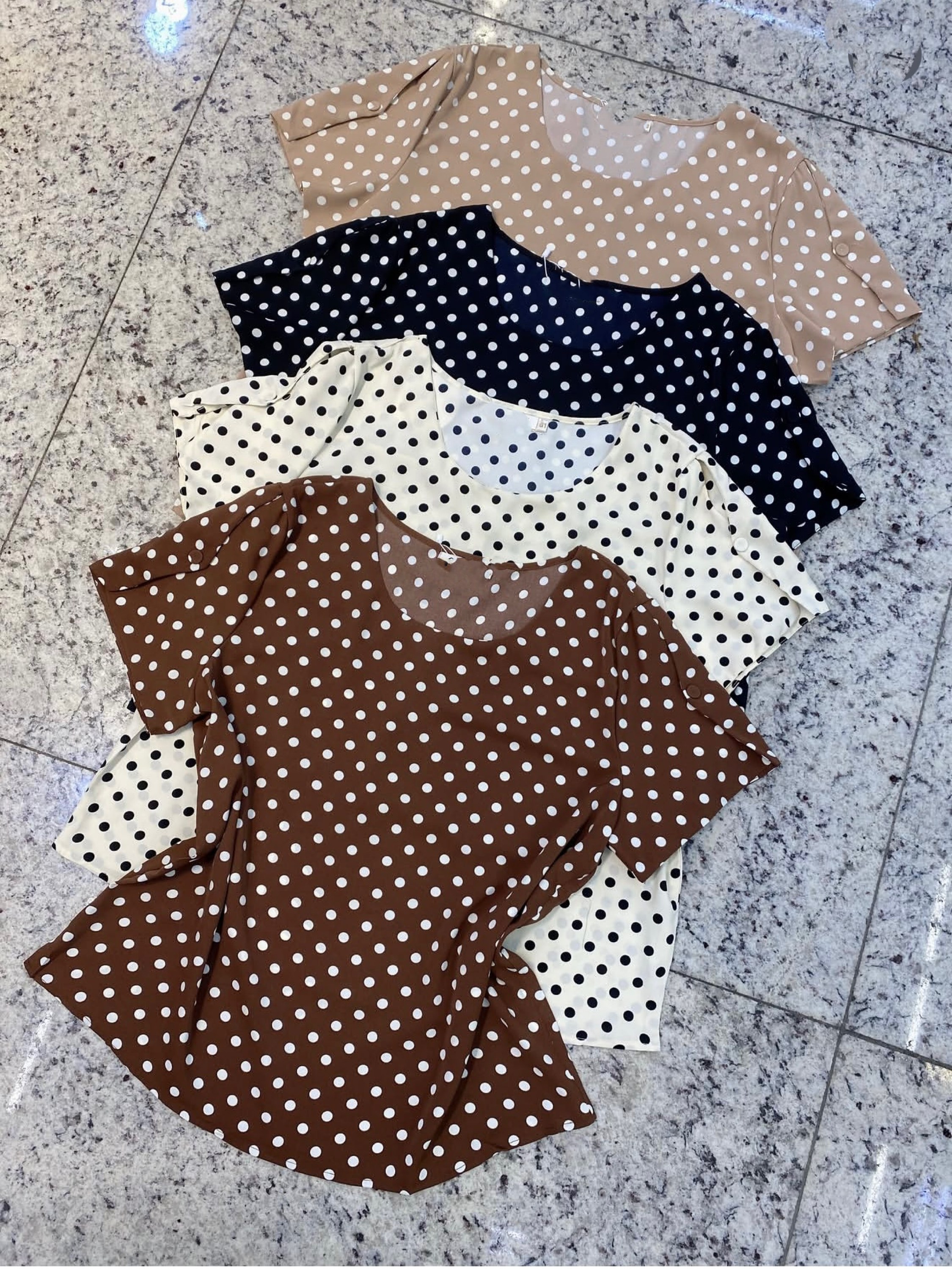 Blusas de manga curta com bolinhas  feminina    Enzo