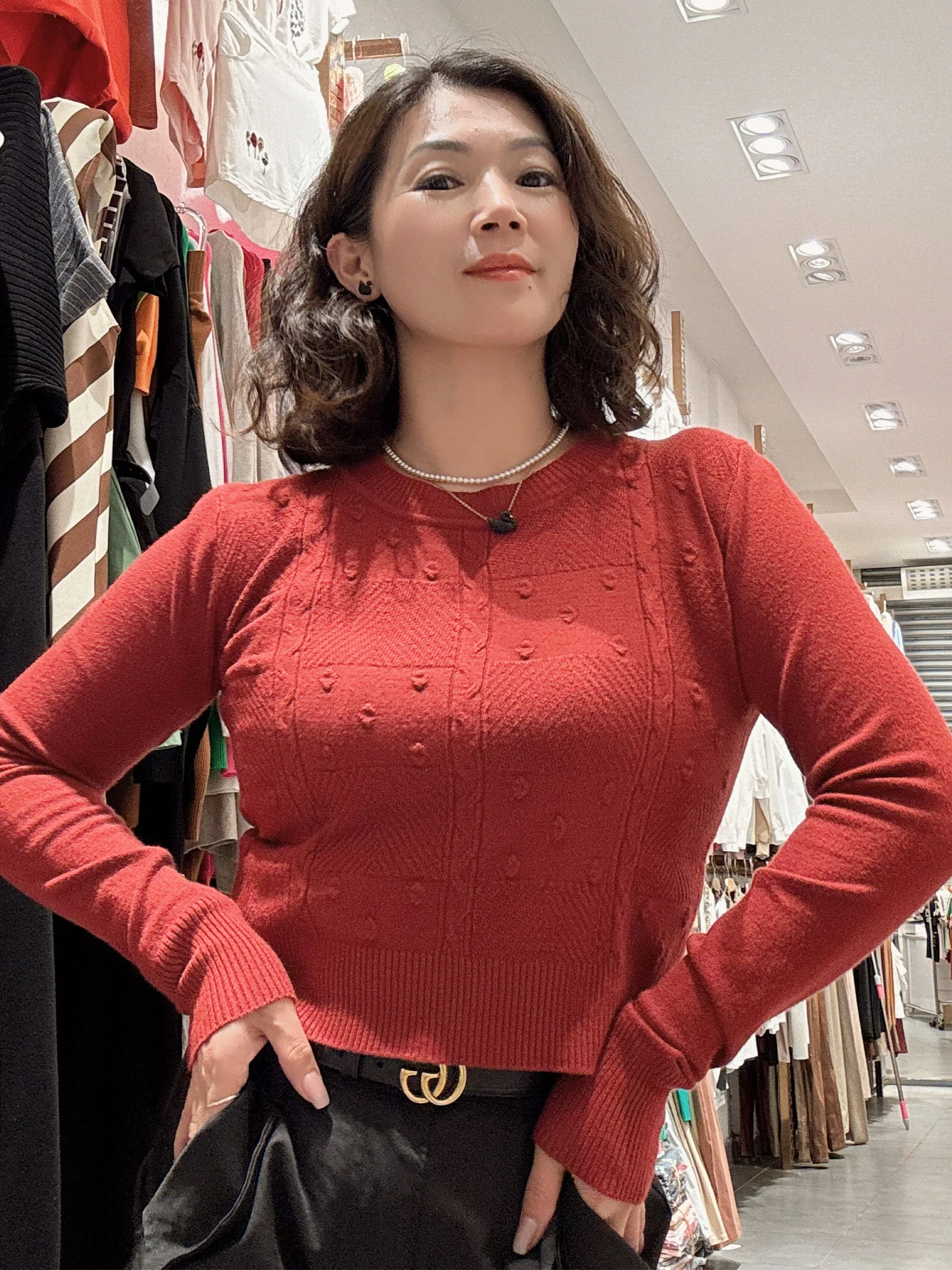 Noas blusas de Motal manga longa