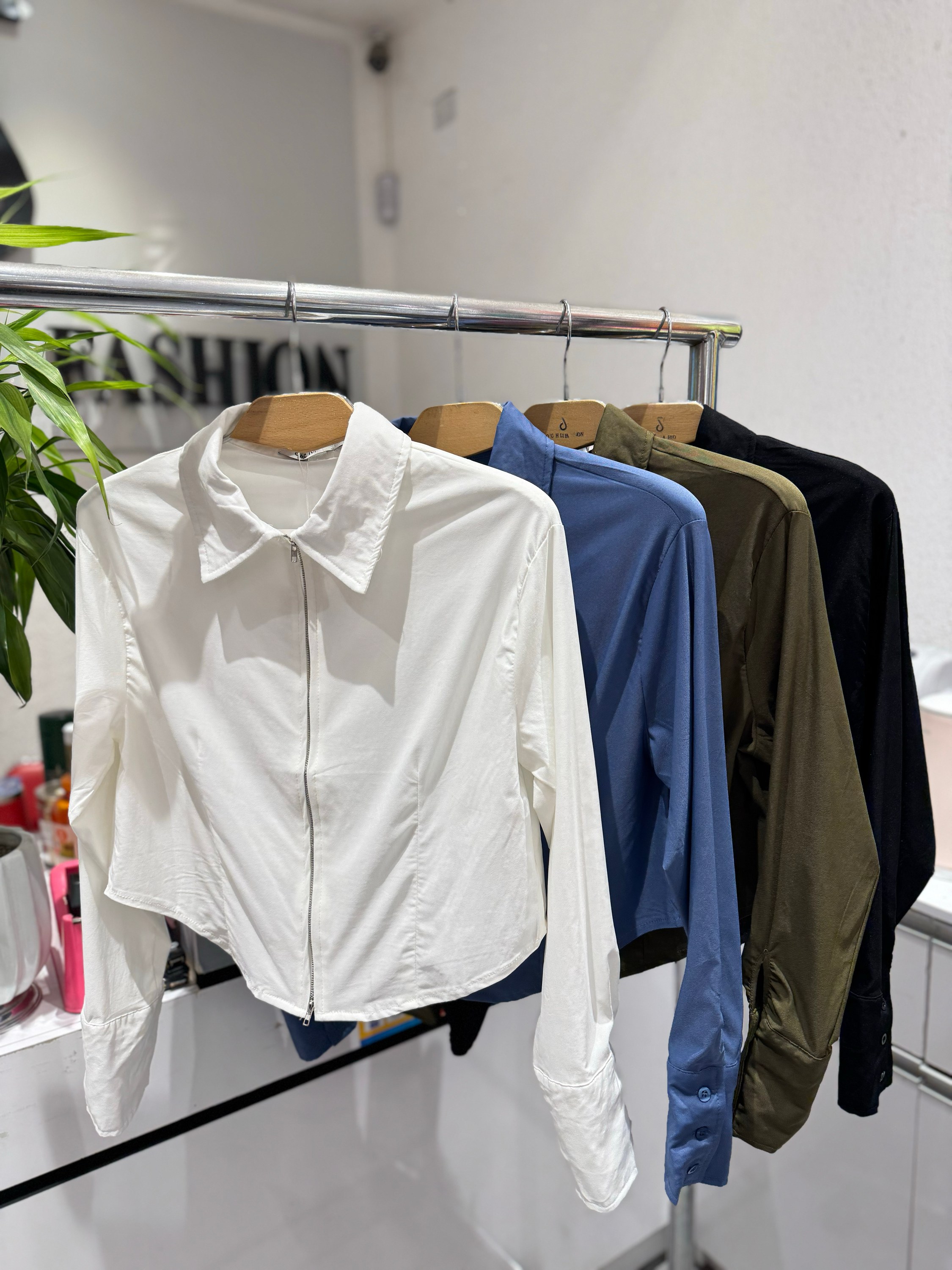 Camisa Elástico com zíper