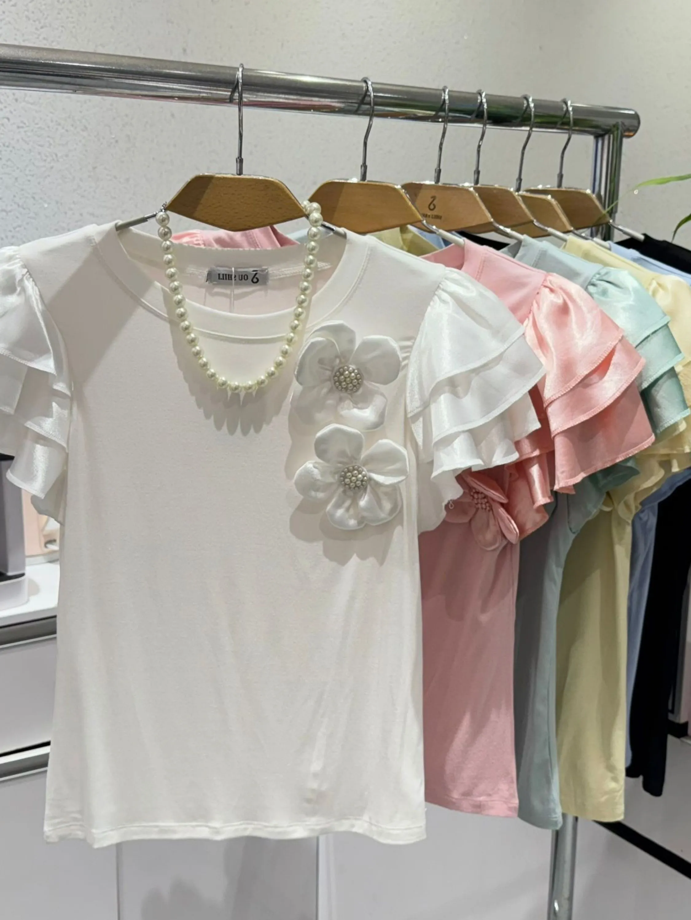 Blusa 3D manga cetim
