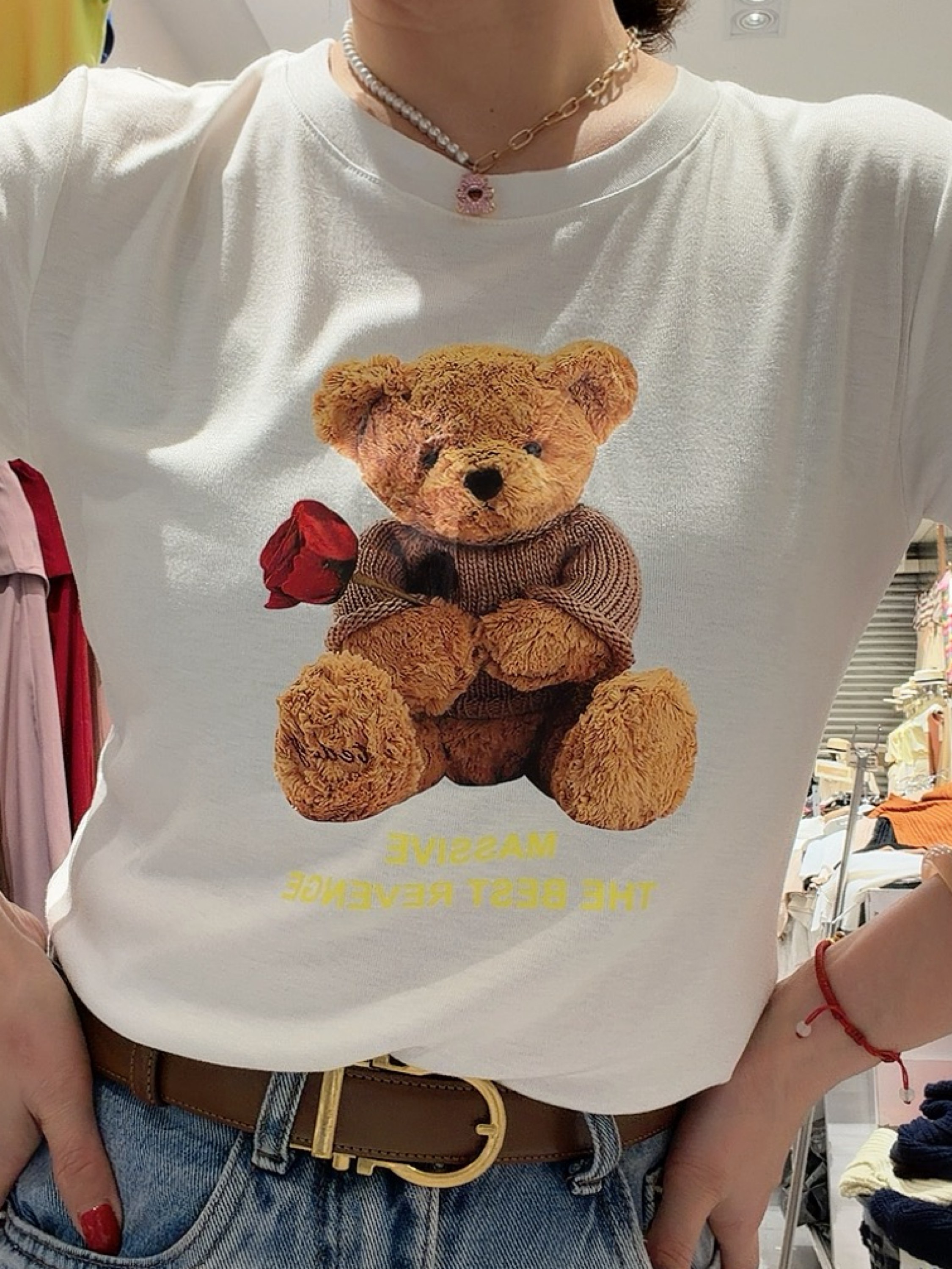 Camiseta de algodão com urso
