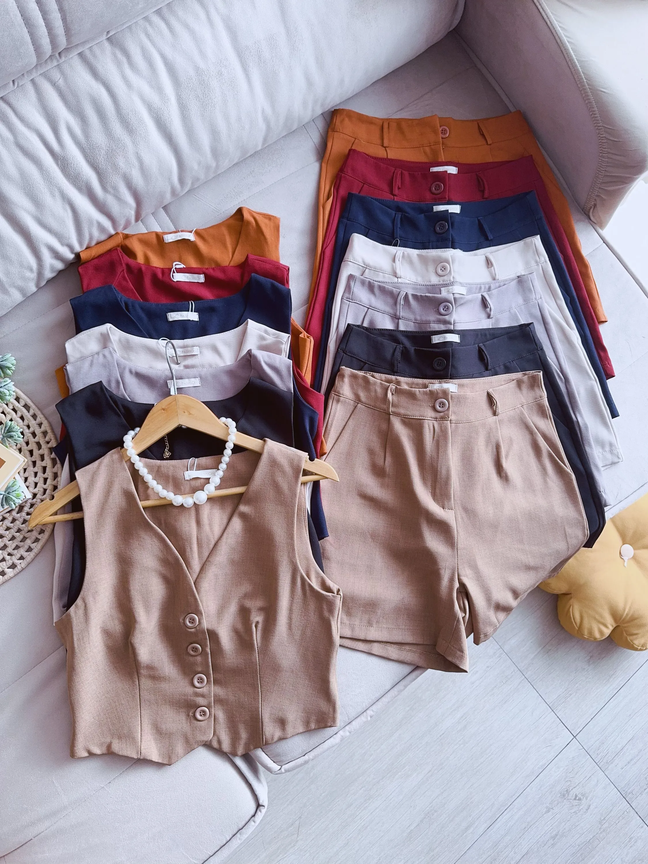 Conjunto colete com shorts Elisa linda moda