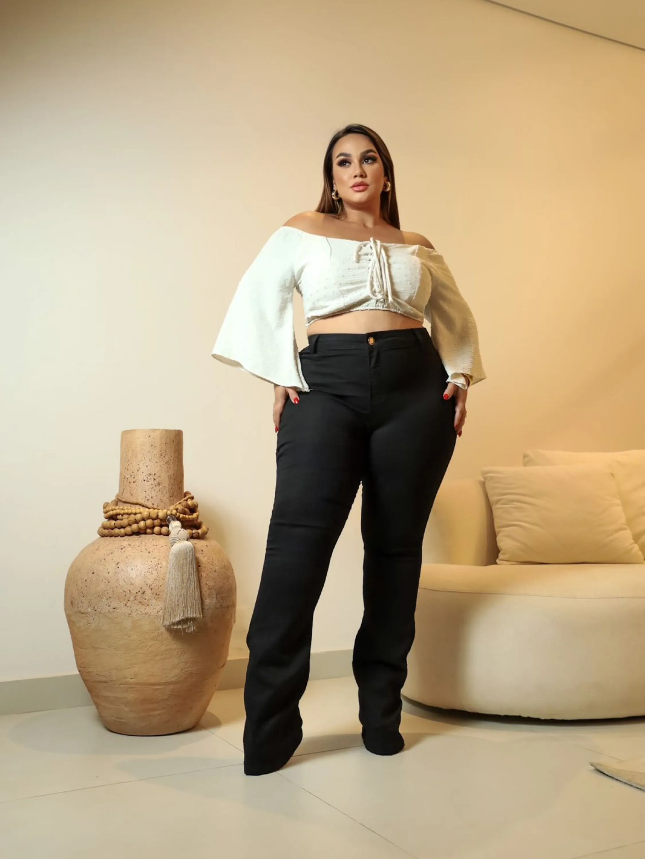 Calça Flare Plus Size com Lycra - Preto